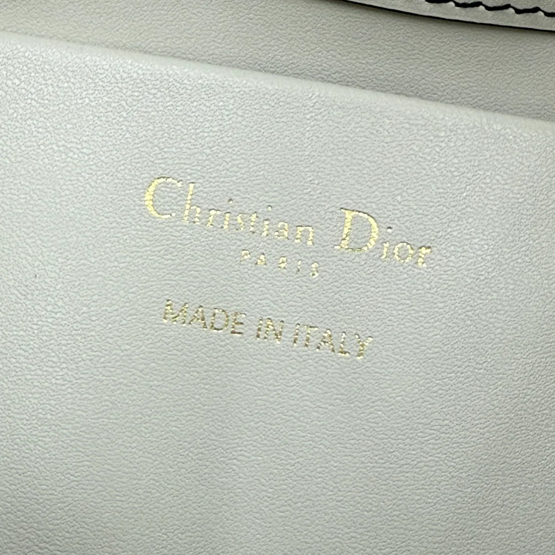 Классические Сумки Женские Christian Dior 11905699