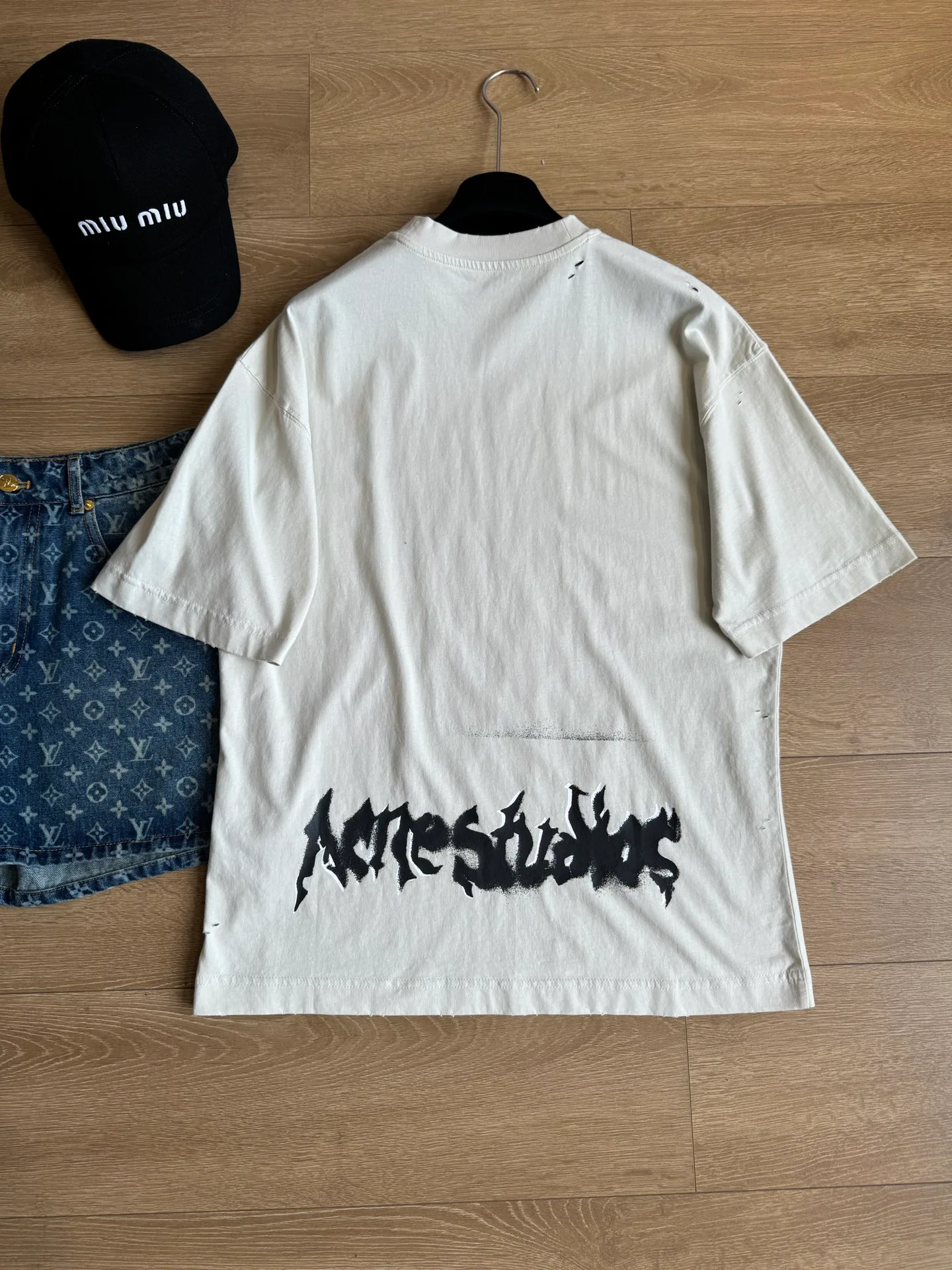 Футболки Женские Acne Studios 17159934