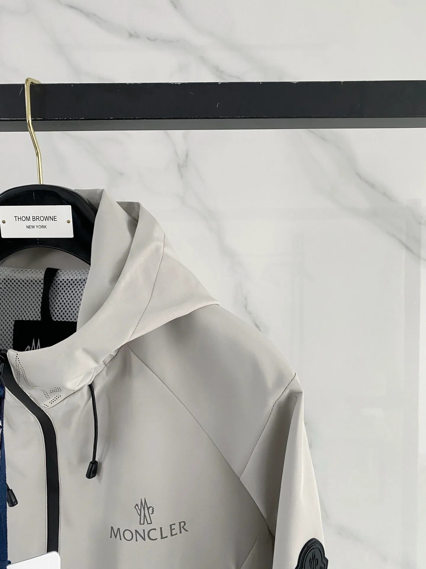 Куртки И Пуховики Мужские Moncler 10610765