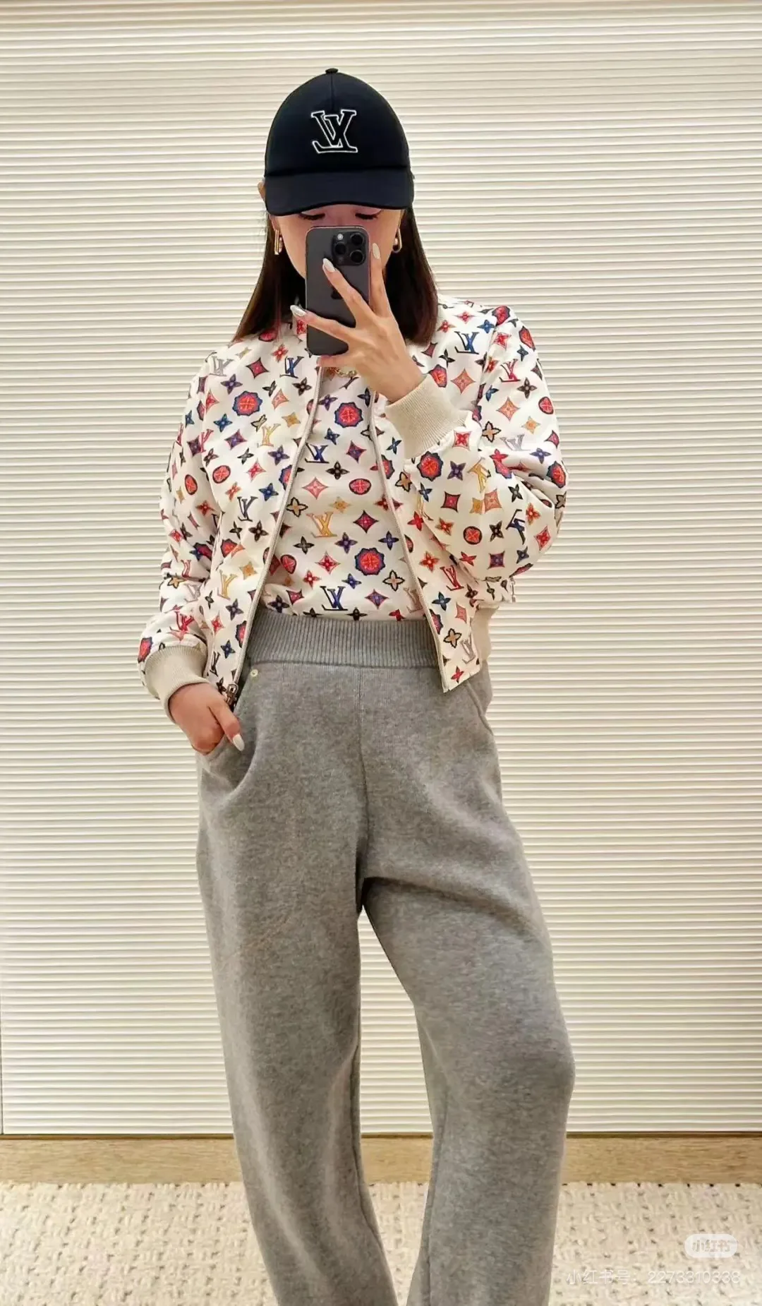 Куртки Женские Louis Vuitton Куртки Женские Louis Vuitton