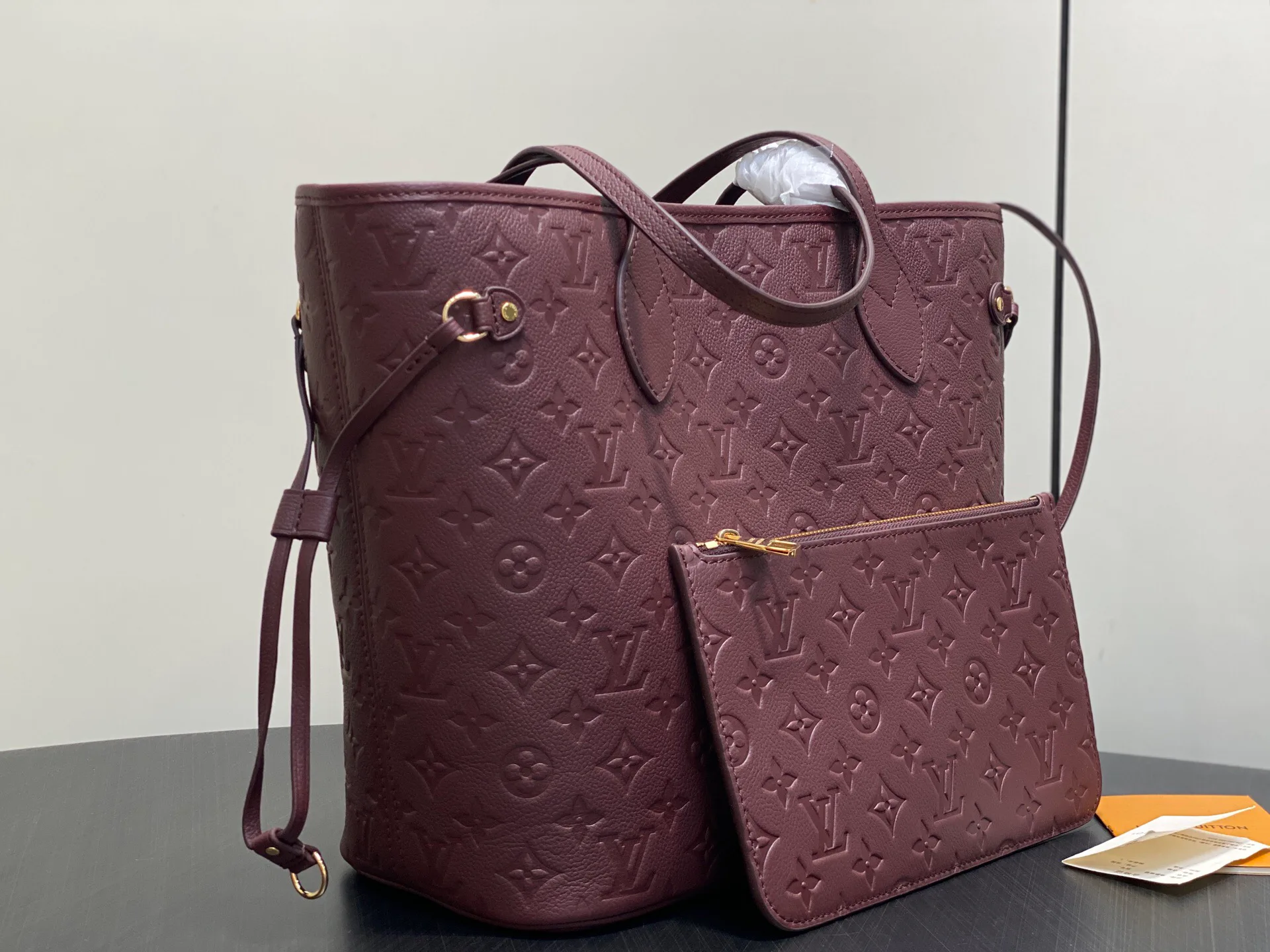 Классические Сумки Женские Louis Vuitton 18240299