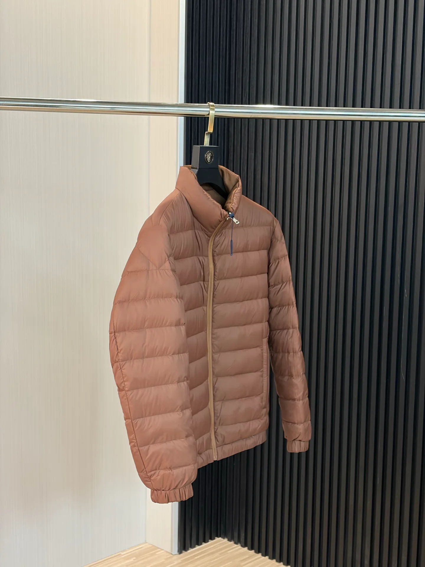 Куртки И Пуховики Женские Moncler 18188487
