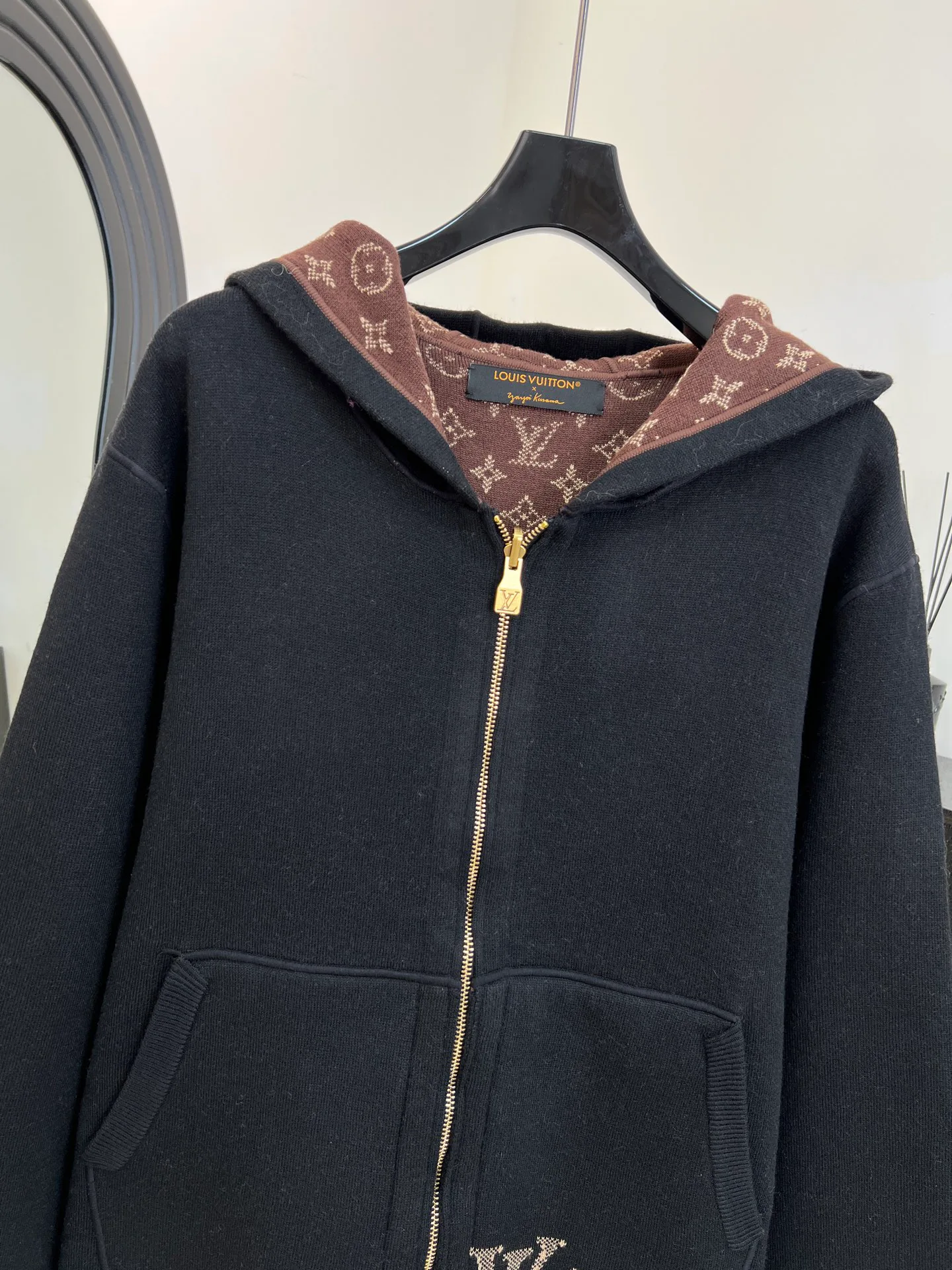 Куртки И Пуховики Женские Louis Vuitton 512588