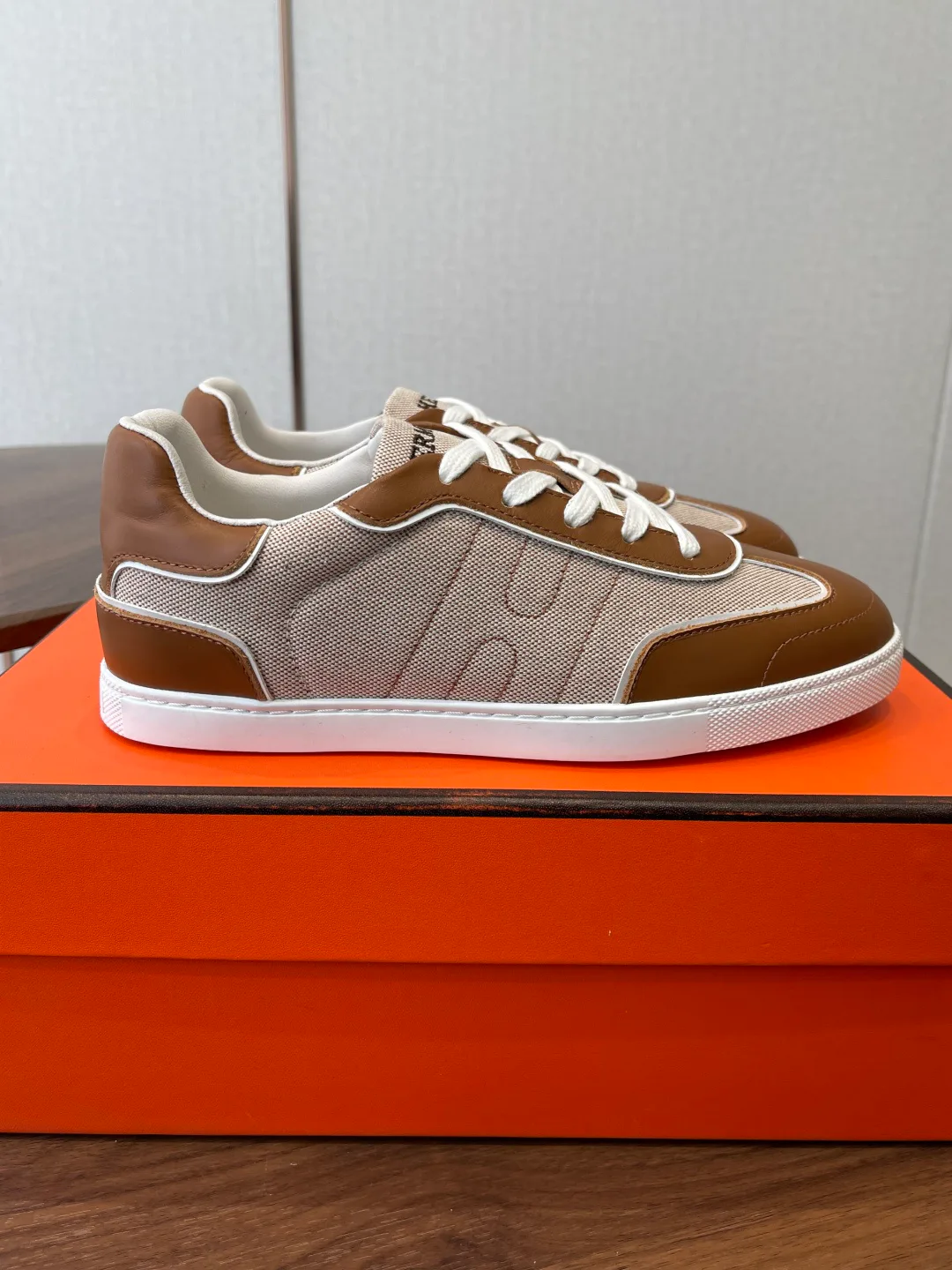 Кроссовки Женские Hermes 1284386