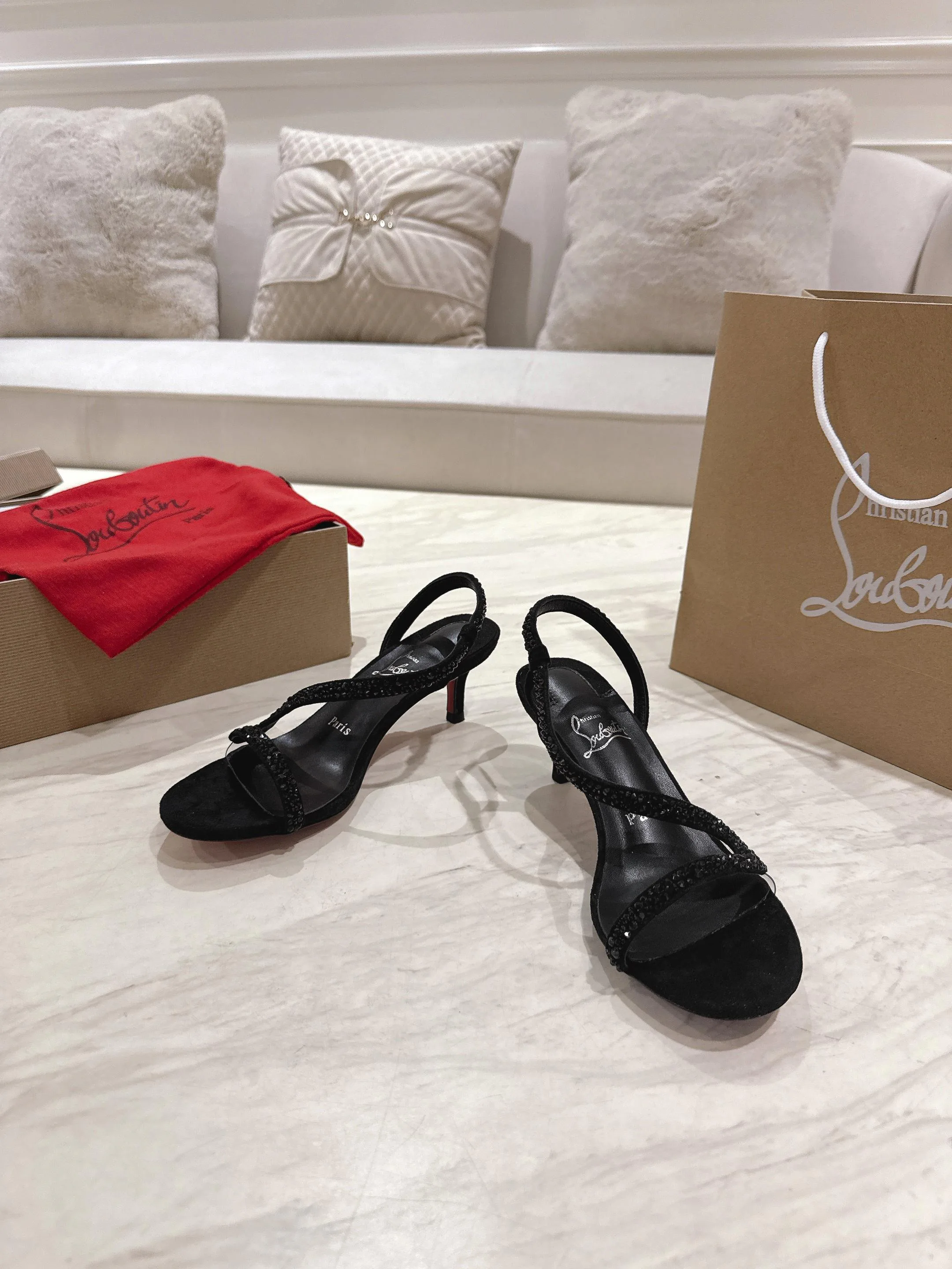 Босоножки Женские Christian Louboutin 1228717