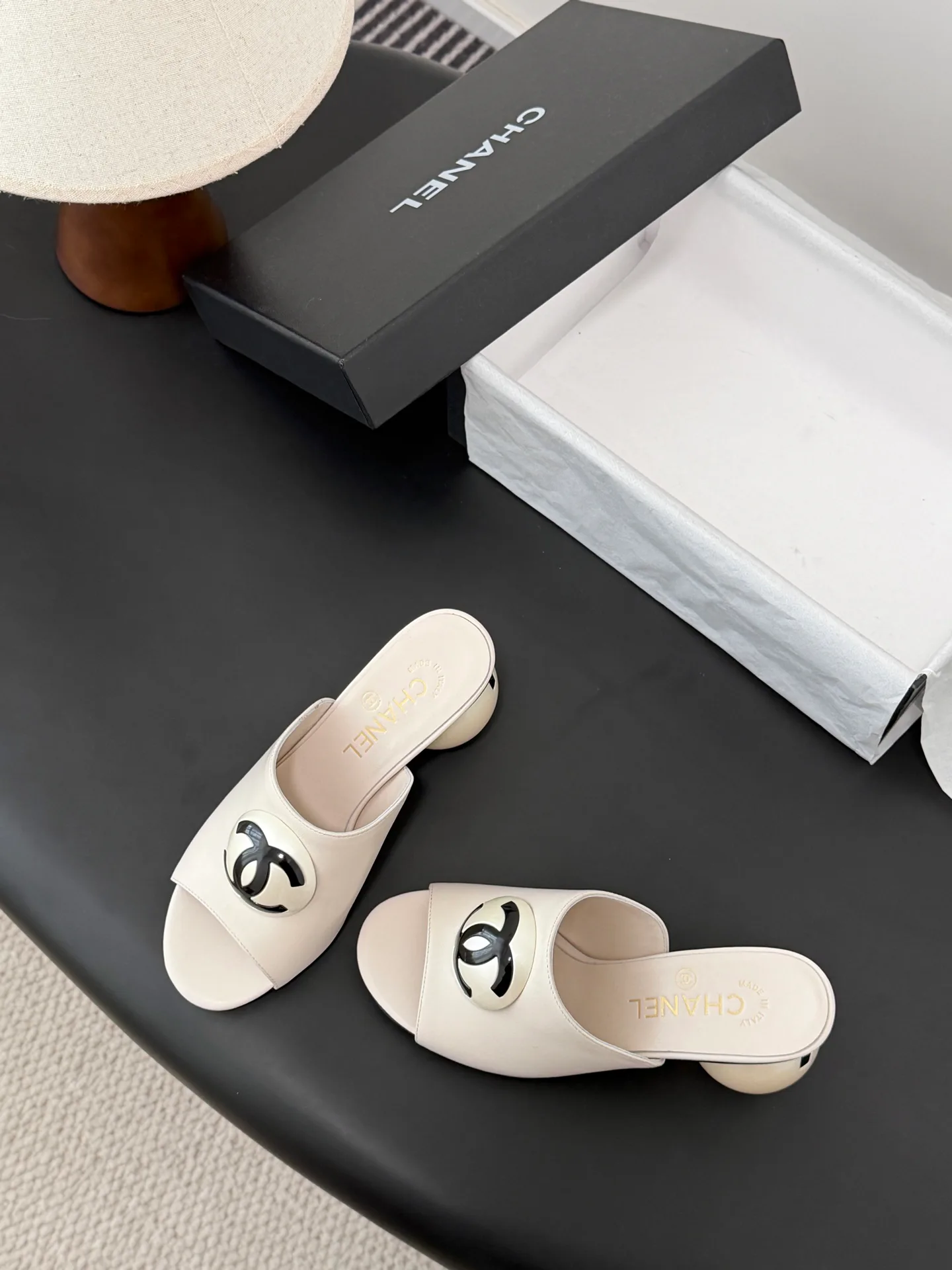 Босоножки Женские Chanel 10997487