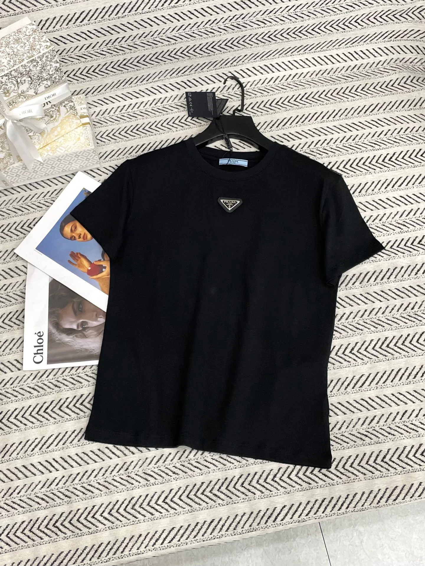 Футболки Женские Prada 2321910