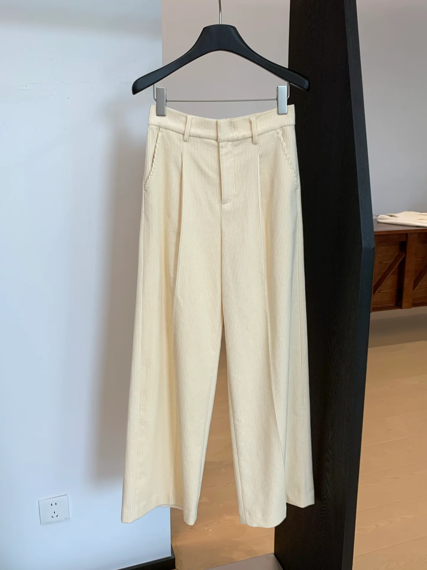 Брюки Женские Brunello Cucinelli 18086883