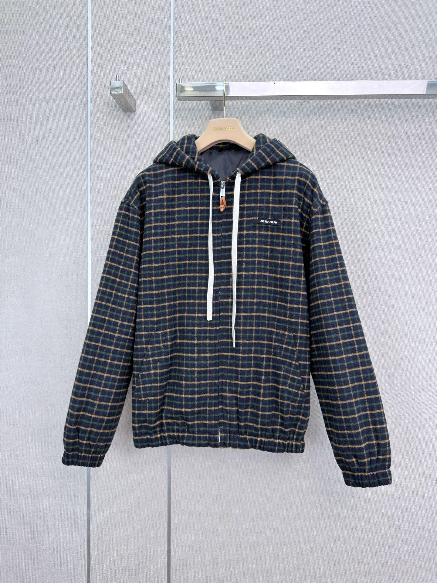 Куртки И Пуховики Женские Miu Miu 18348194