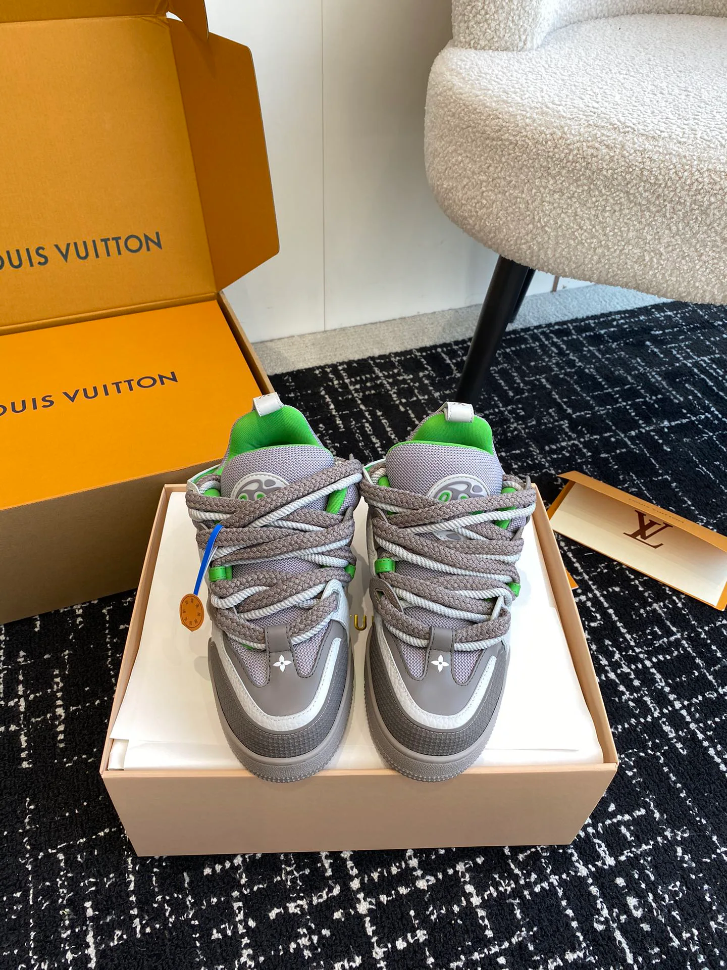 Кроссовки Женские Louis Vuitton 7594