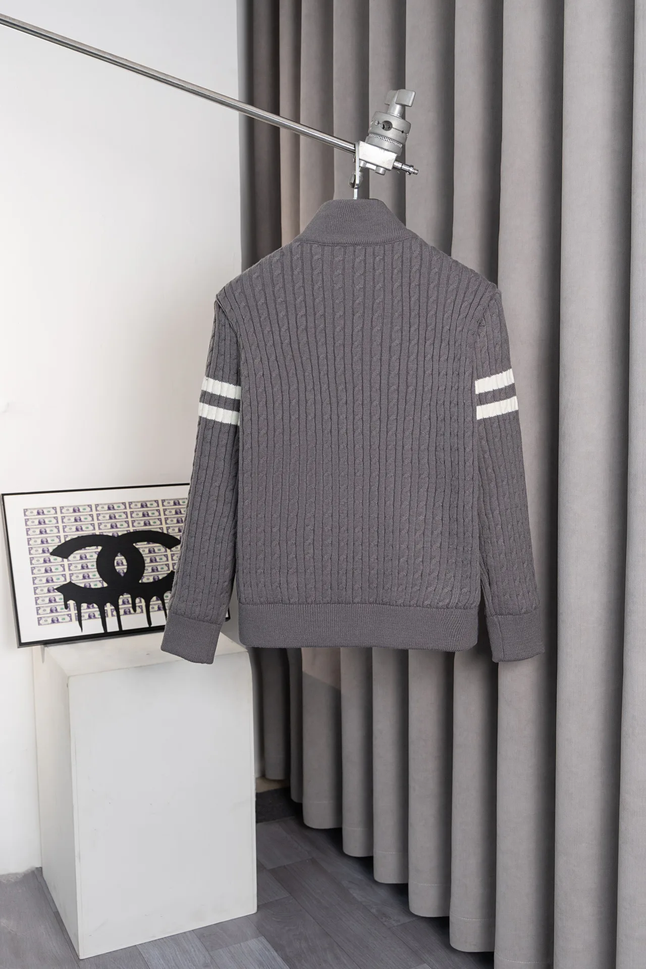 Куртки И Пуховики Женские Moncler 6378577