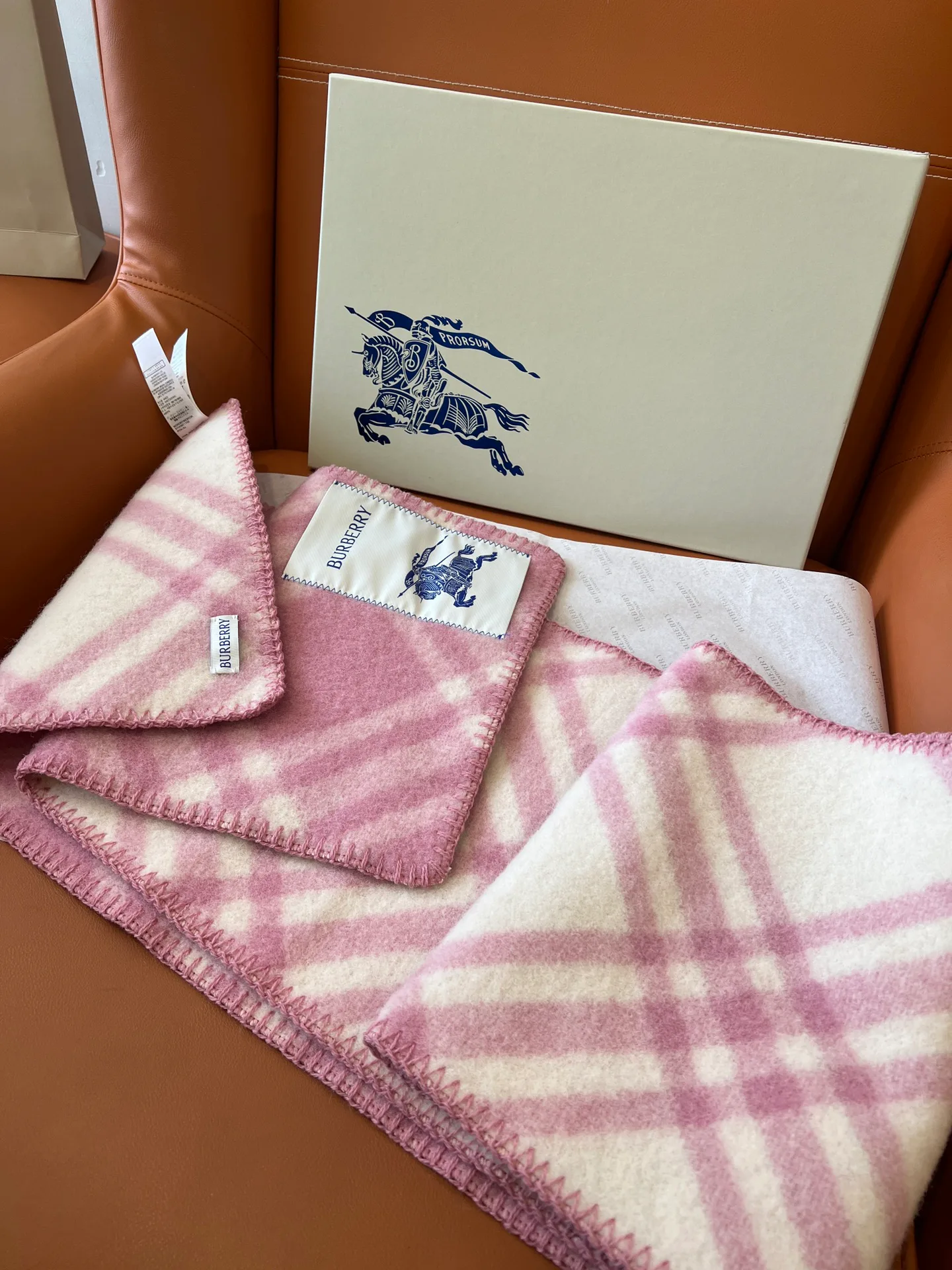 Шарфы Burberry 4518642