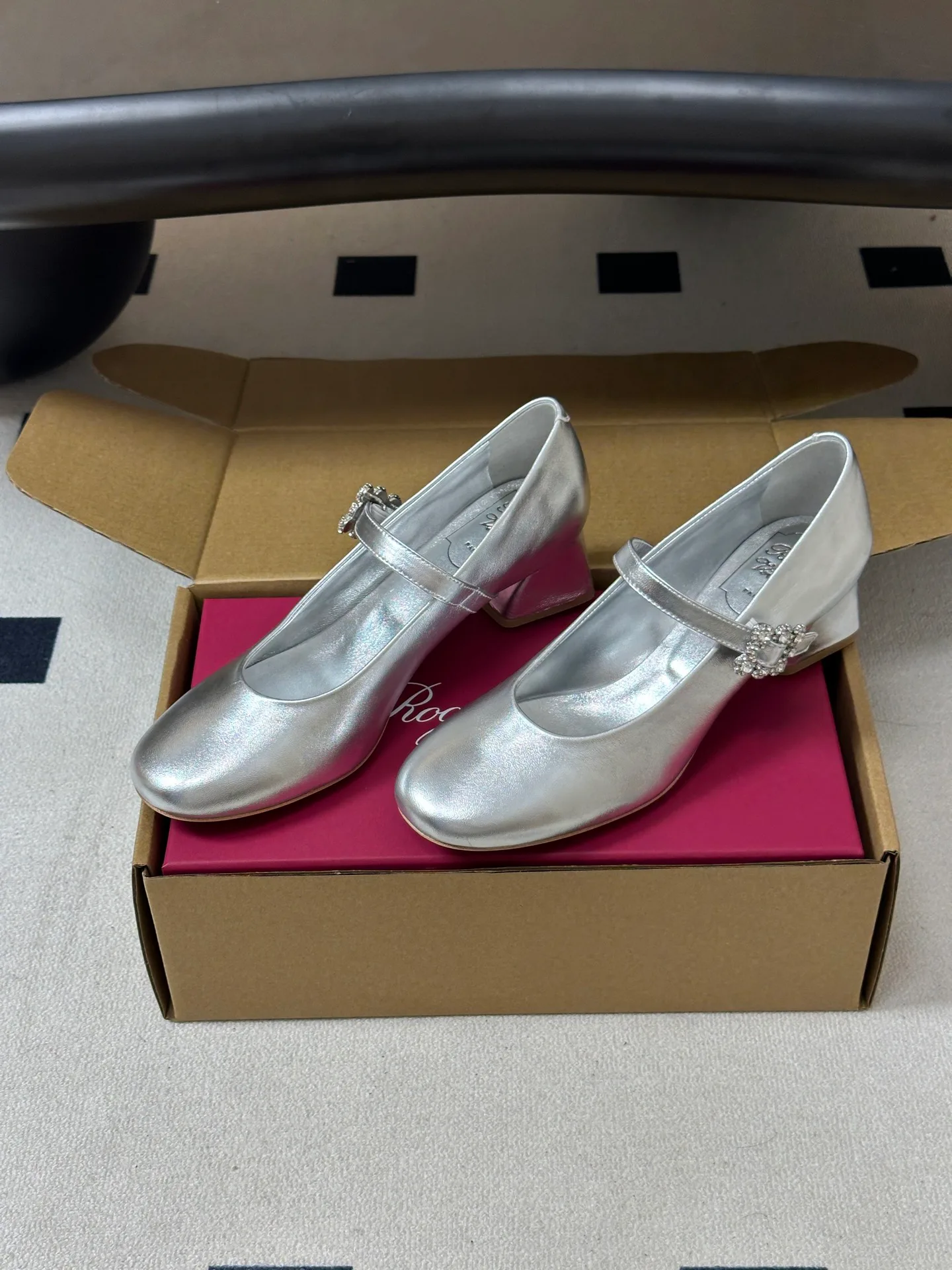 Туфли Женские Roger Vivier 18041486