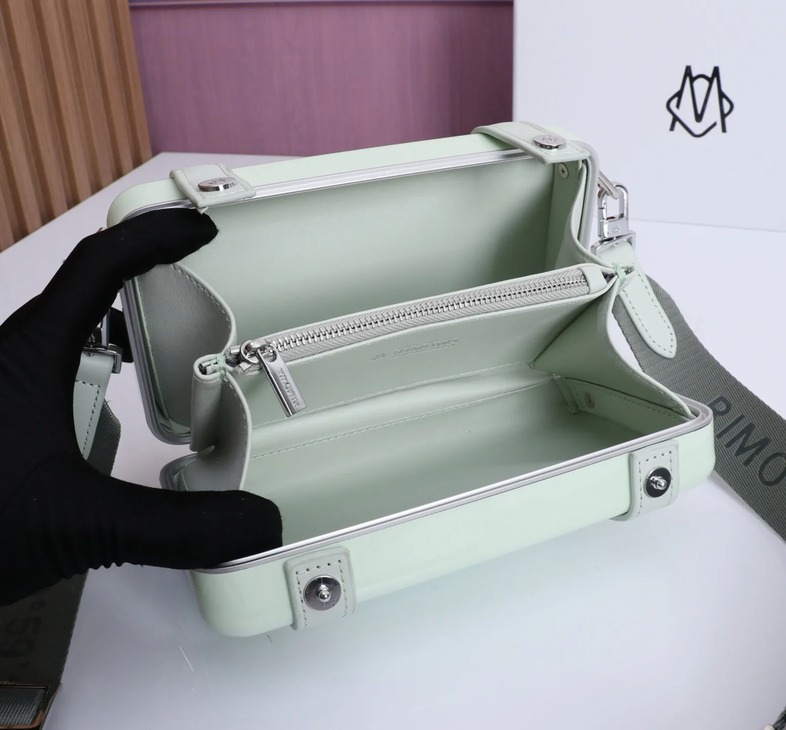 Сумки На Ремне Женские Rimowa 11185370