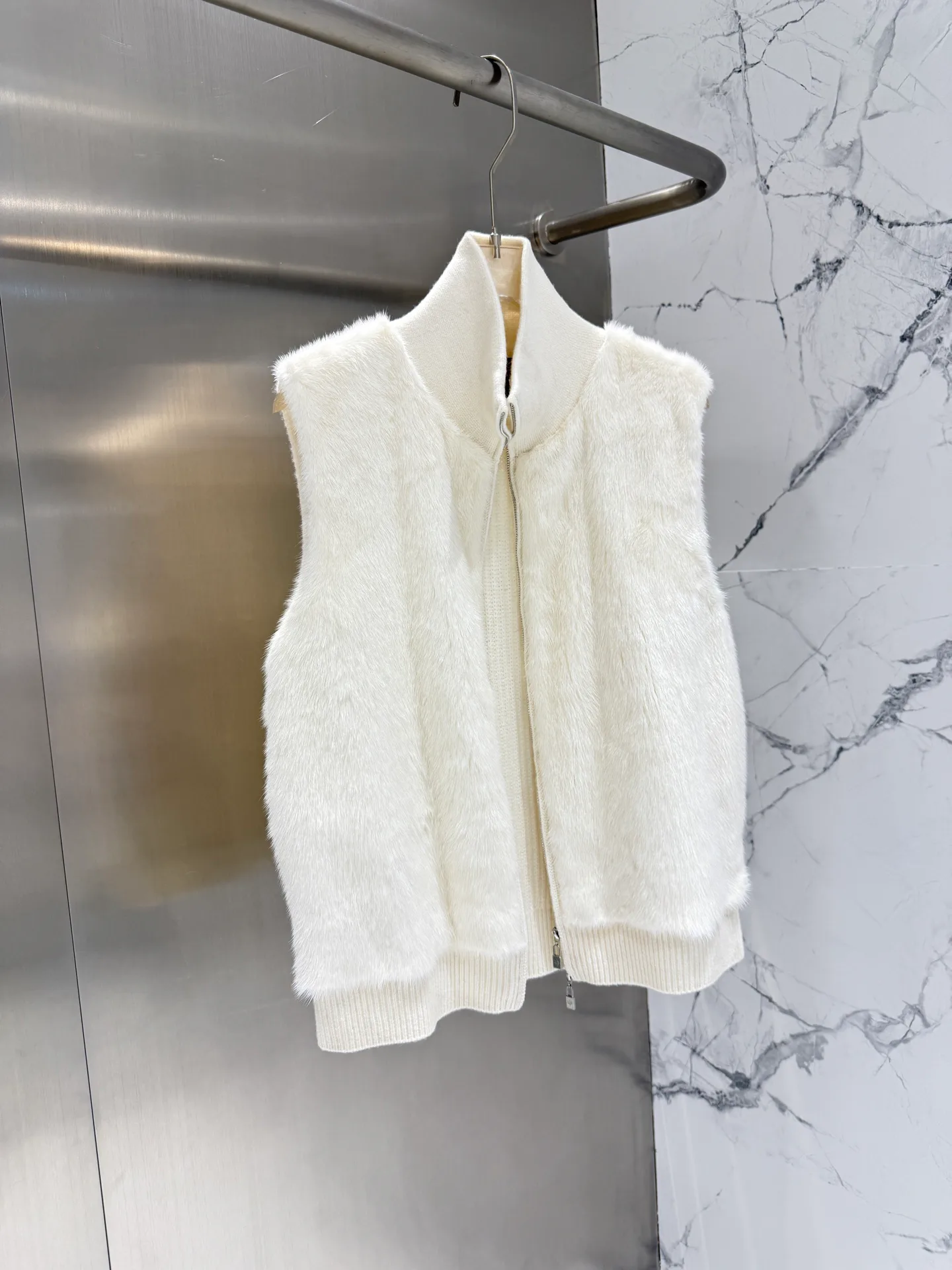 Жилеты Женские Loro Piana 2608209