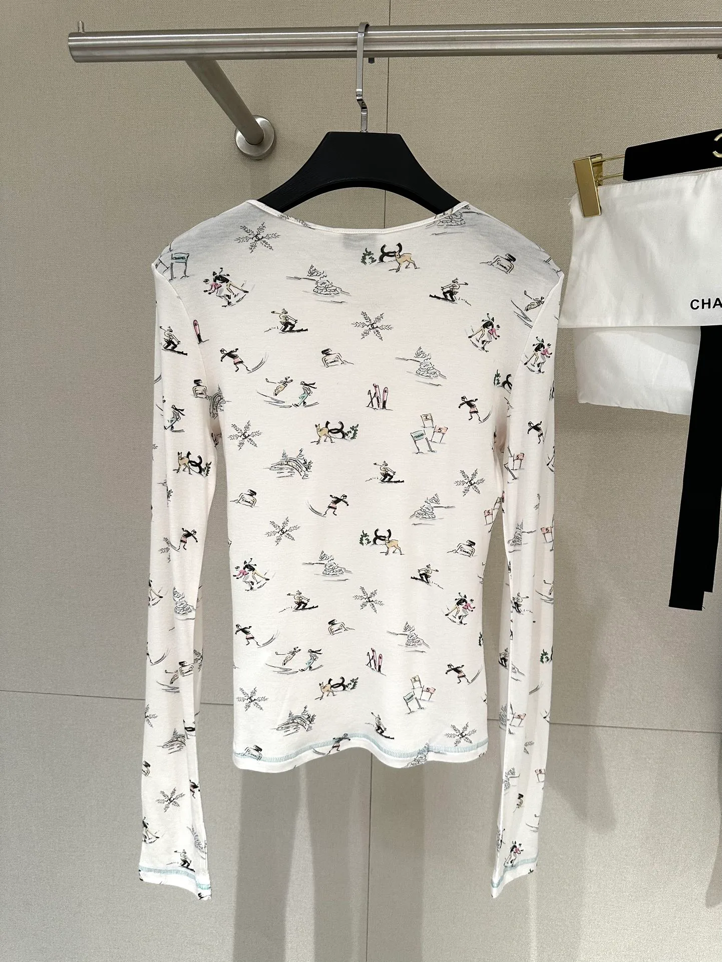 Джемперы И Свитеры Женские Chanel 854246