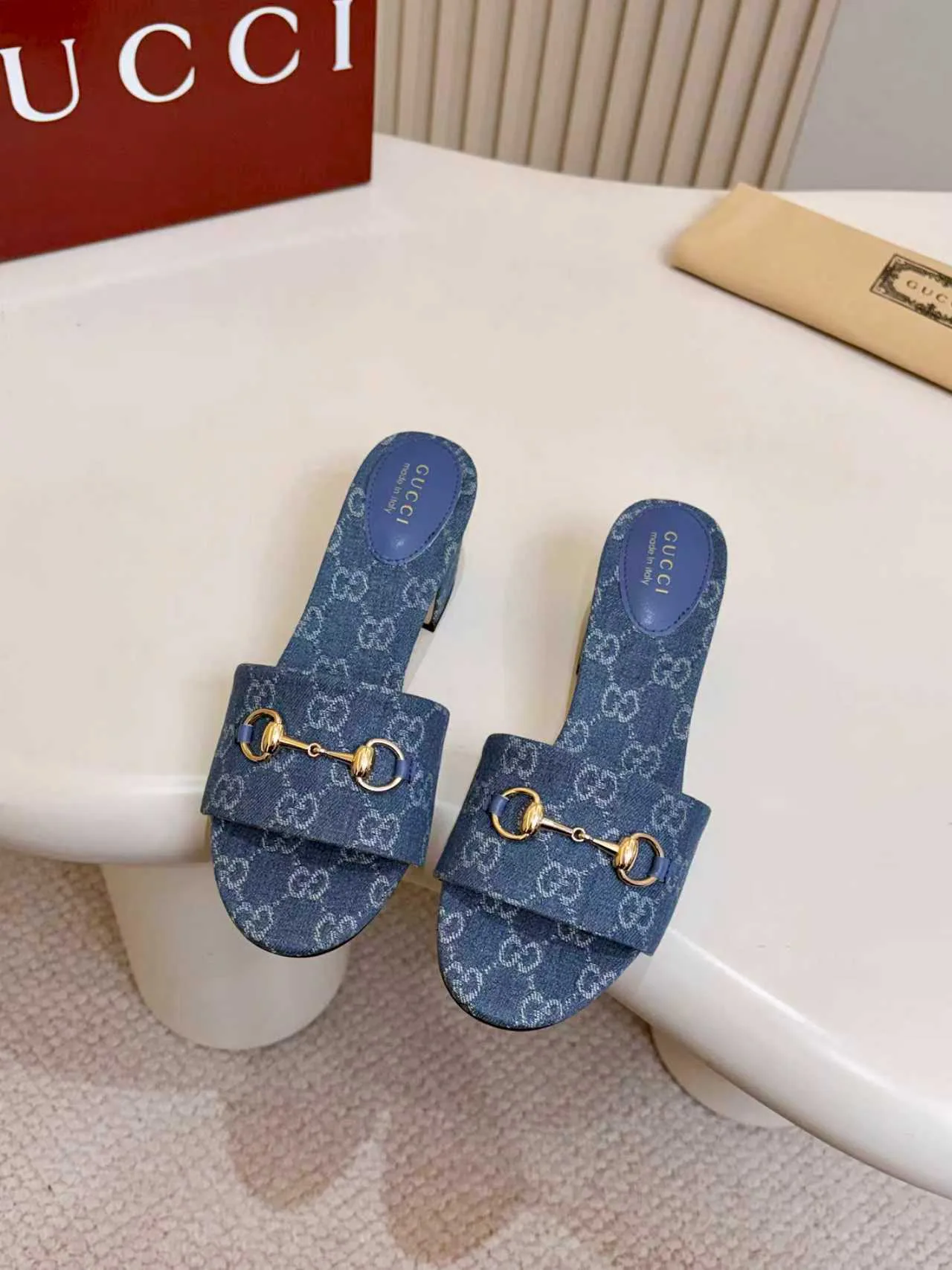 Сандалии Женские Gucci 11674214