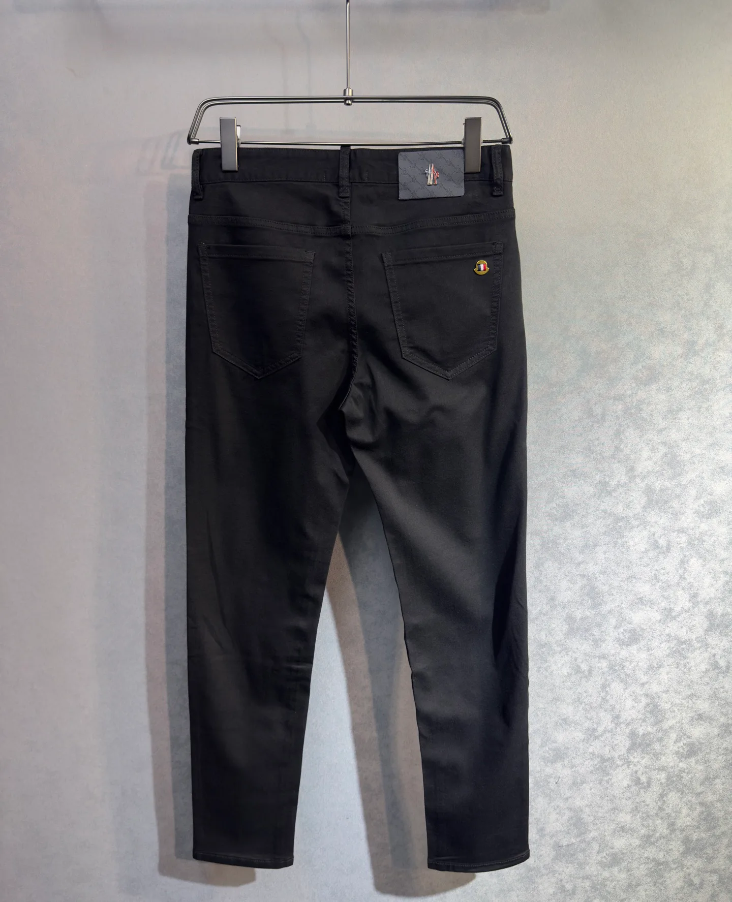 Джинсы Мужские Moncler 18098381