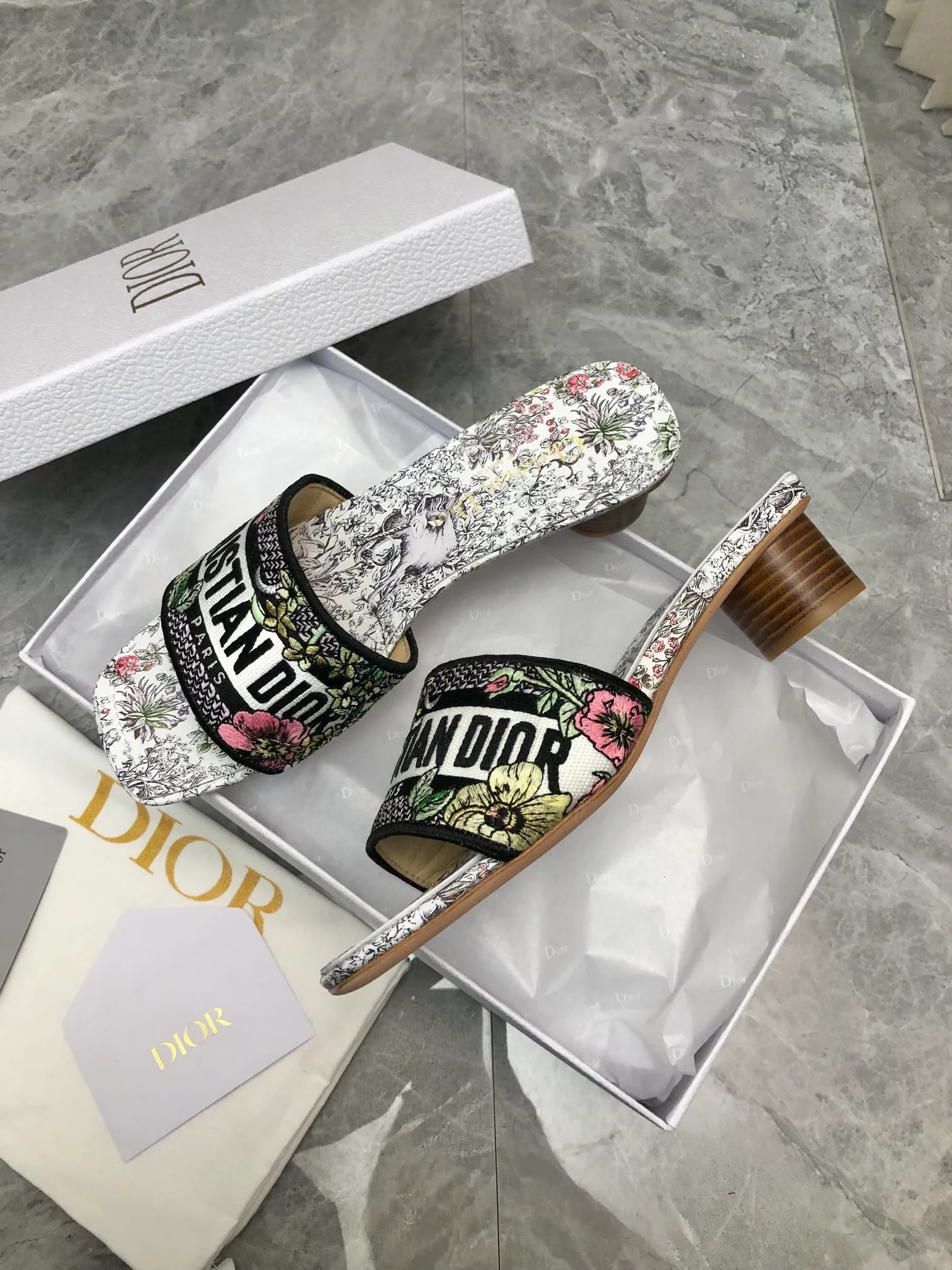 Босоножки Женские Christian Dior 18633986