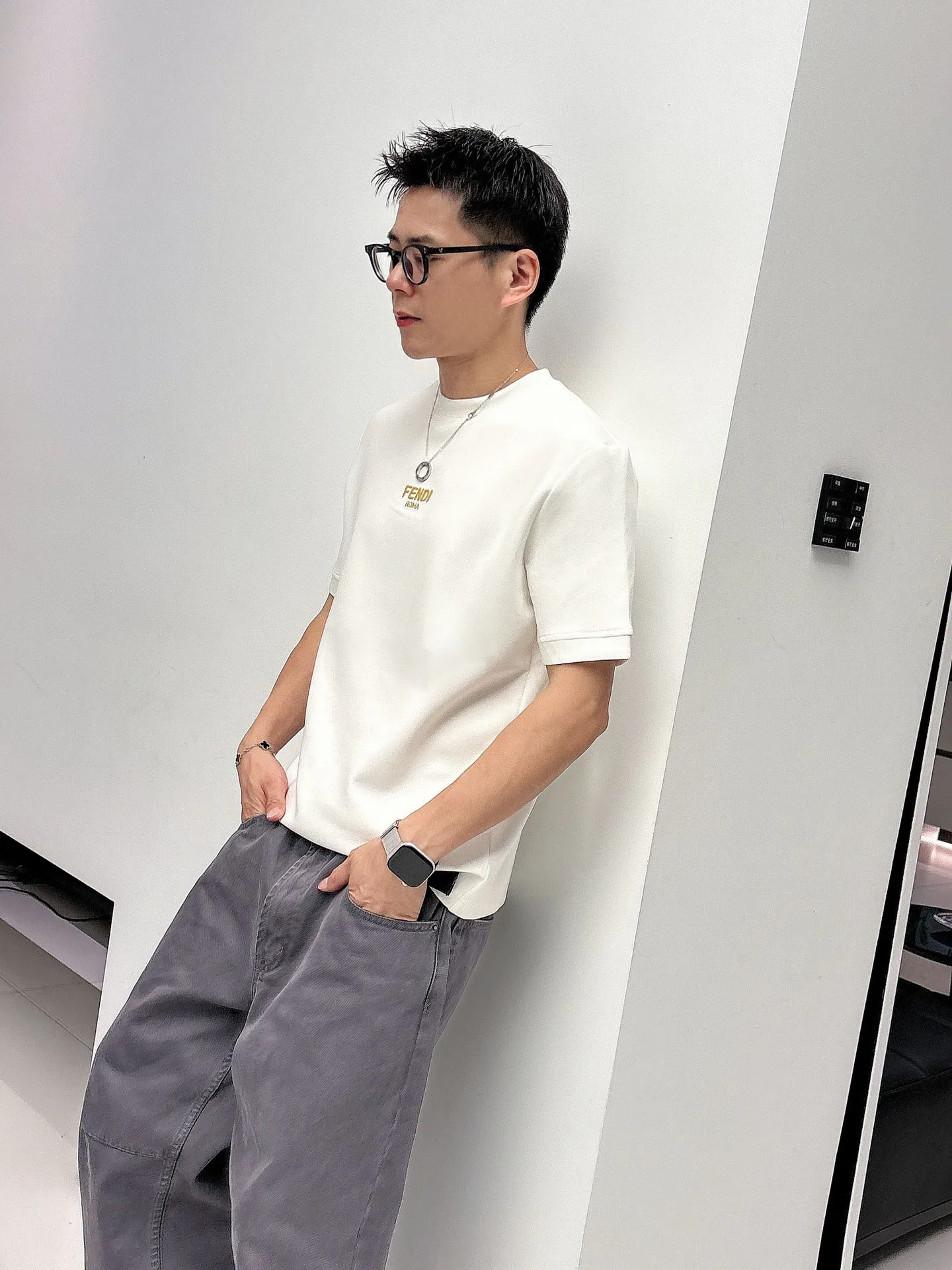 Футболки Женские Fendi 688117