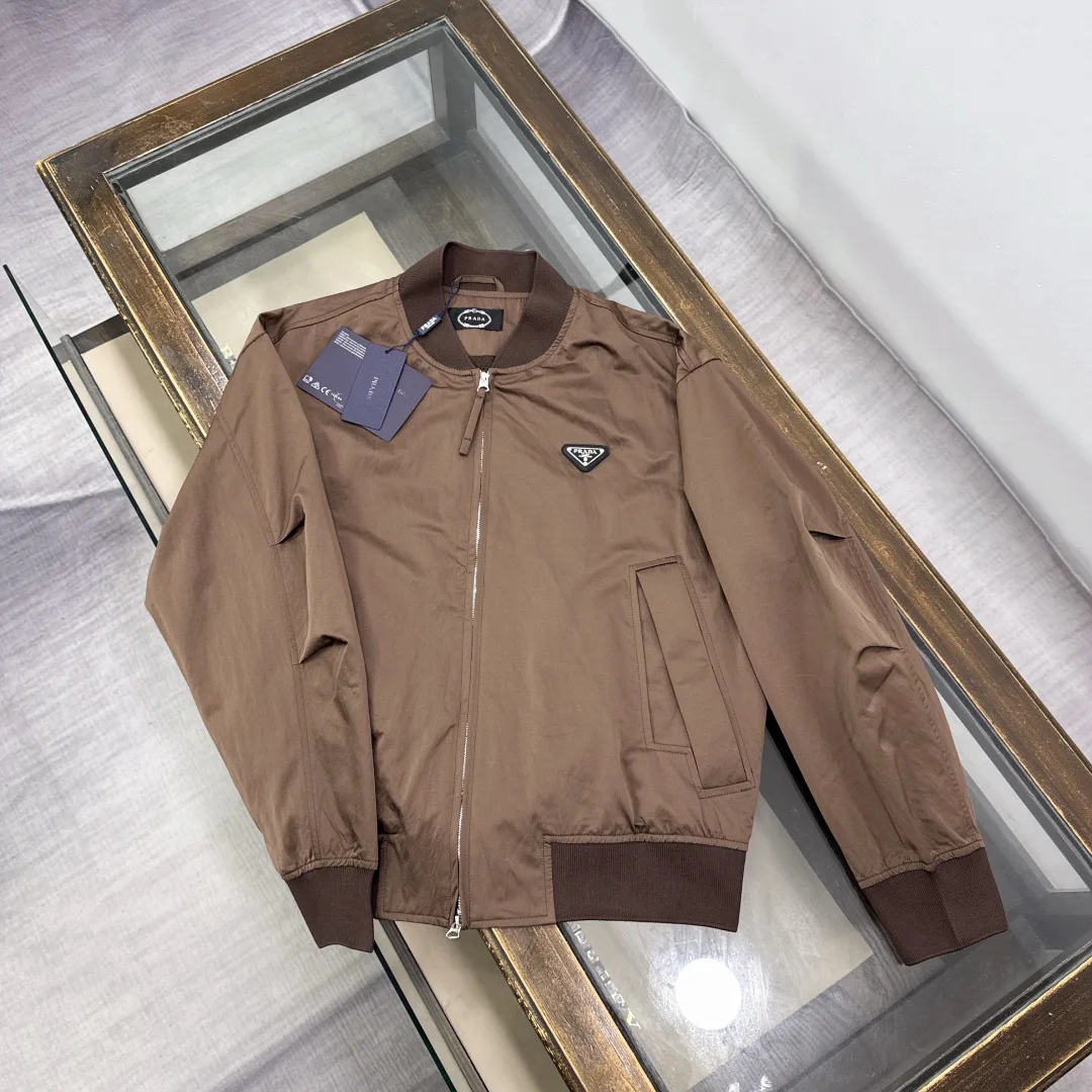 Куртки И Пуховики Мужские Prada 17550789