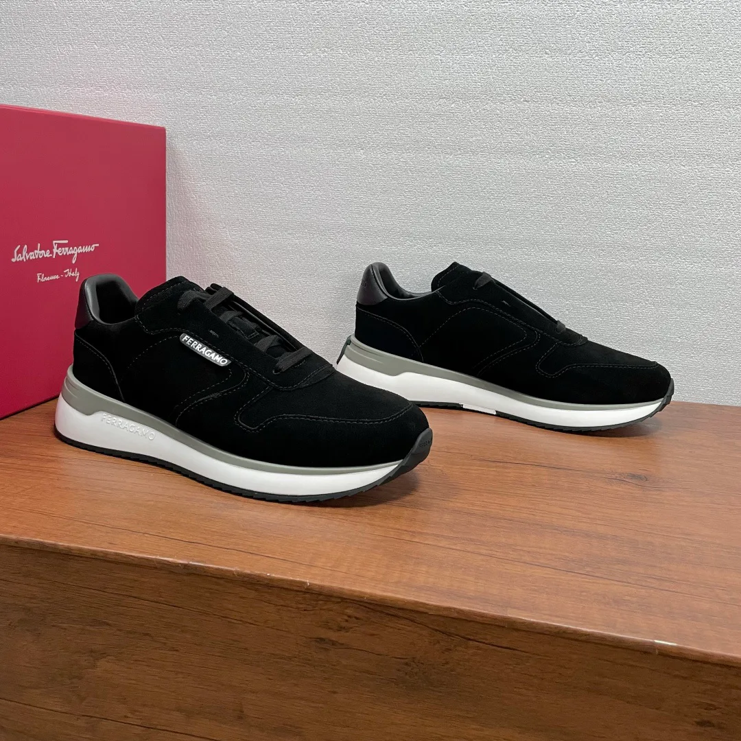 Кроссовки Мужские Salvatore Ferragamo 17598509