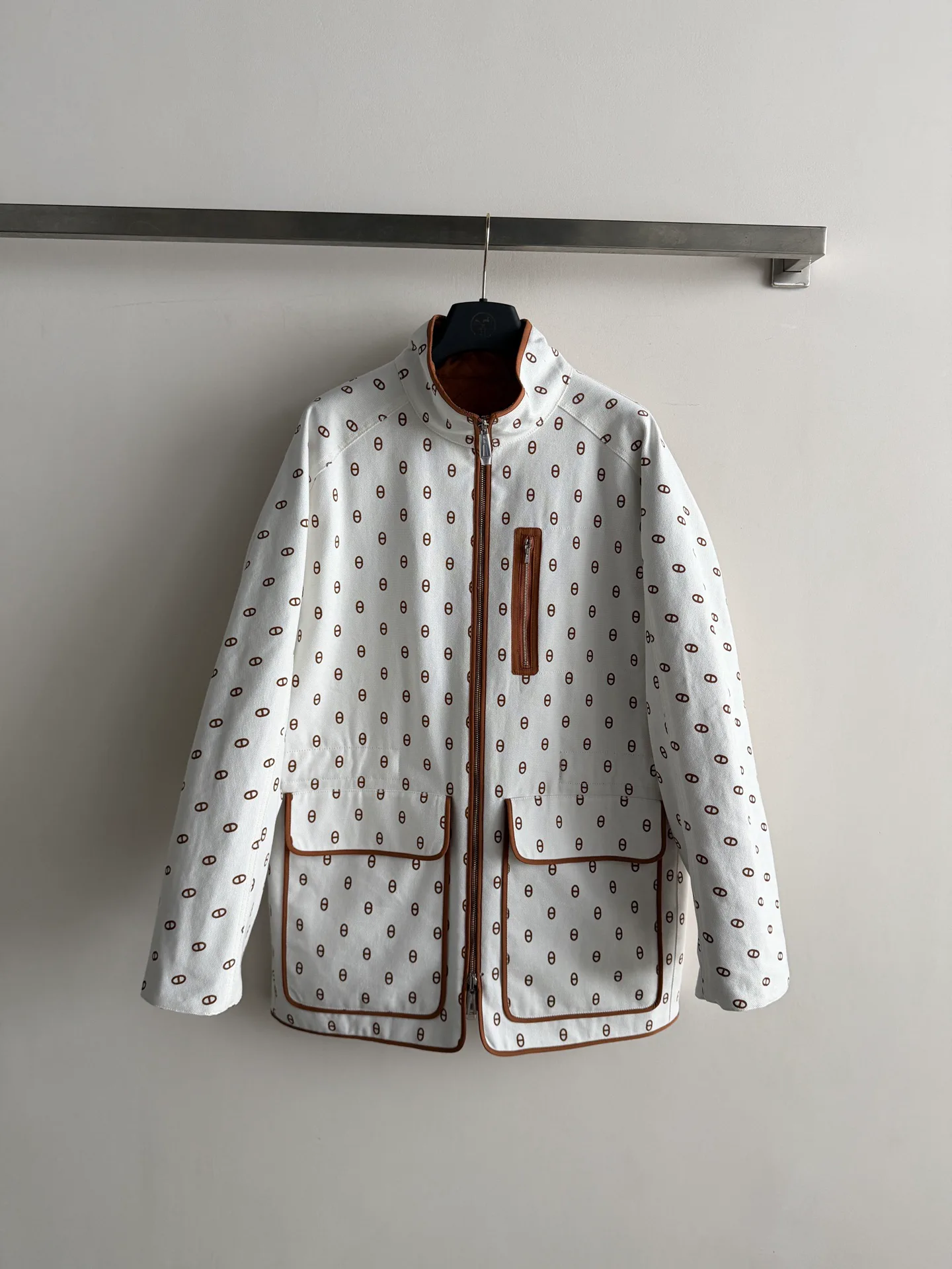 Куртки И Пуховики Женские Hermes 18769674
