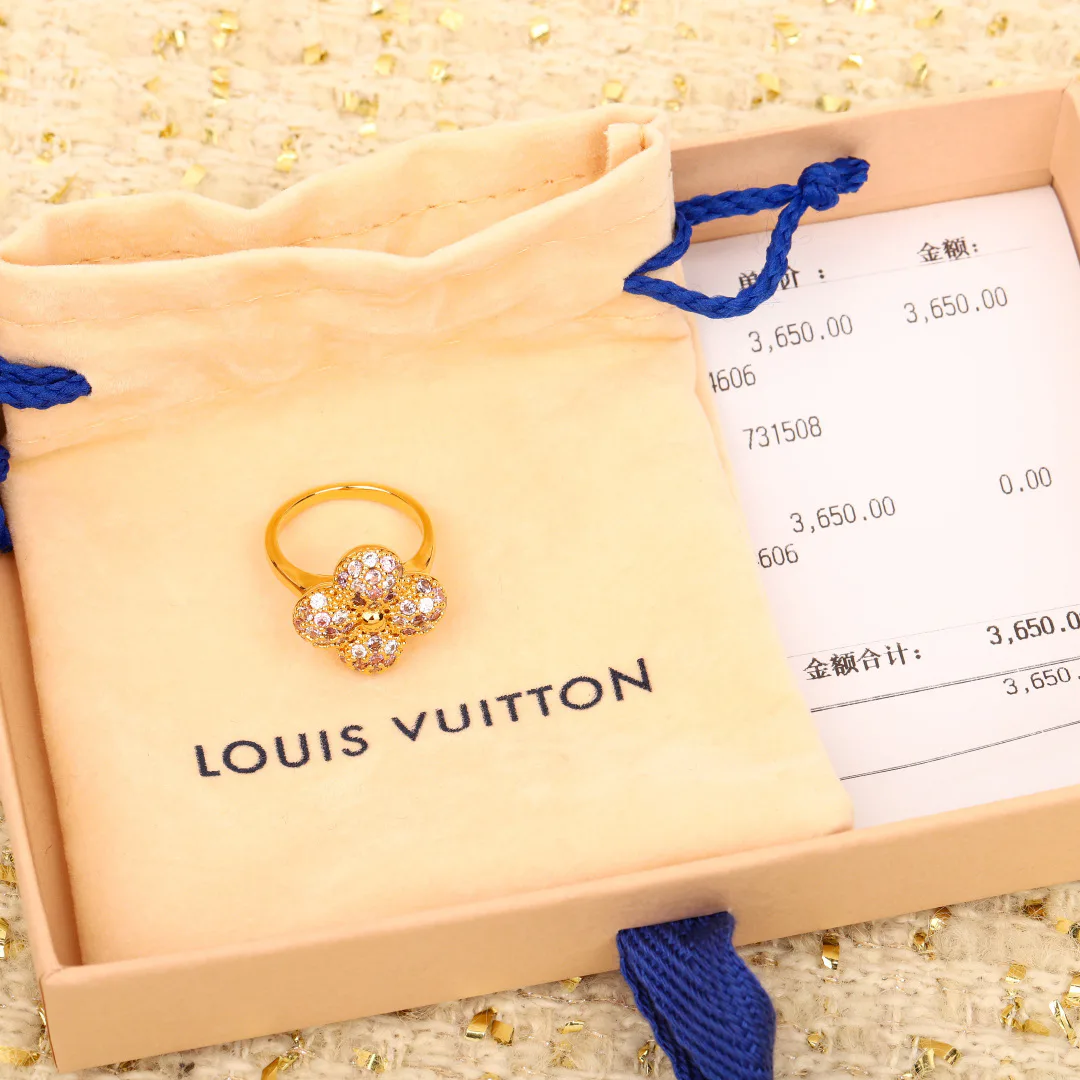 Бижутерия Louis Vuitton 18587303