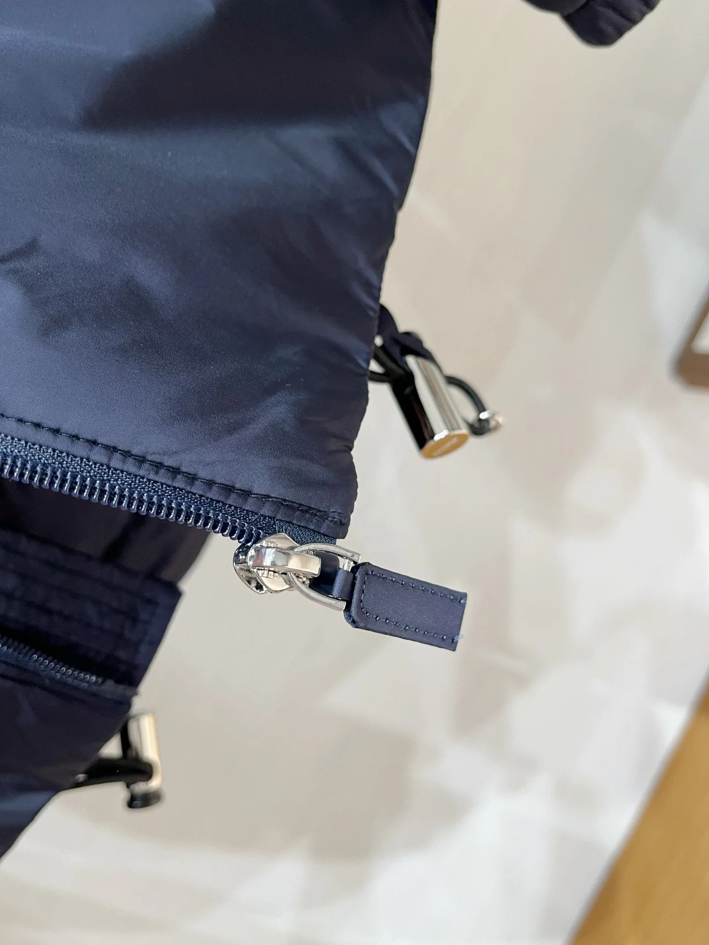 Куртки И Пуховики Женские Prada 18537444
