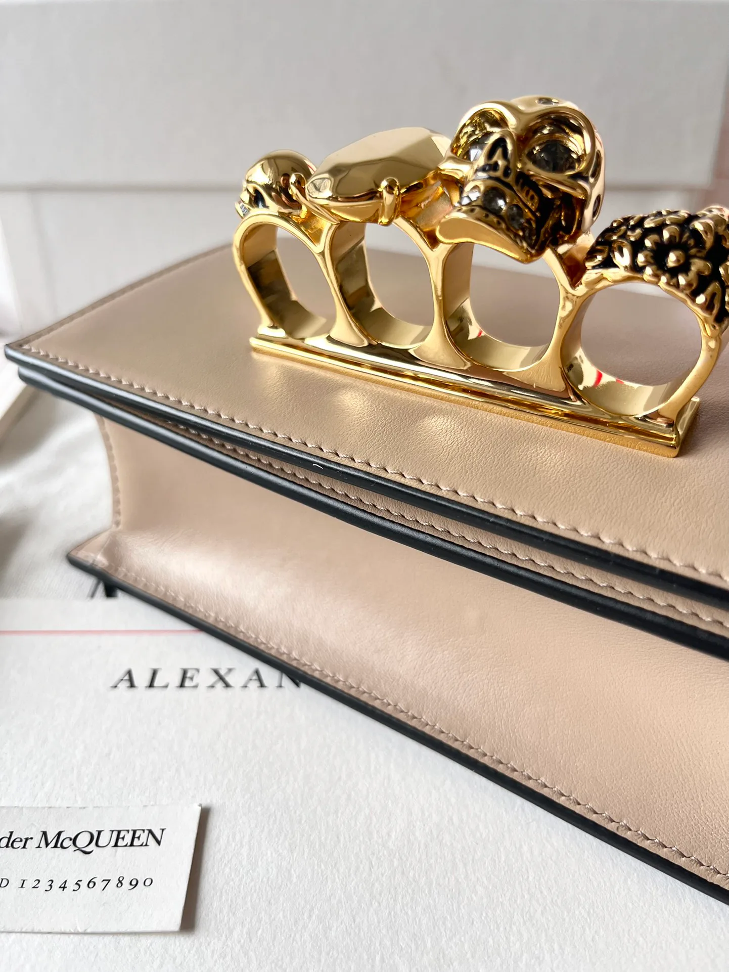 Сумки На Ремне Женские Alexander Mcqueen 11533081