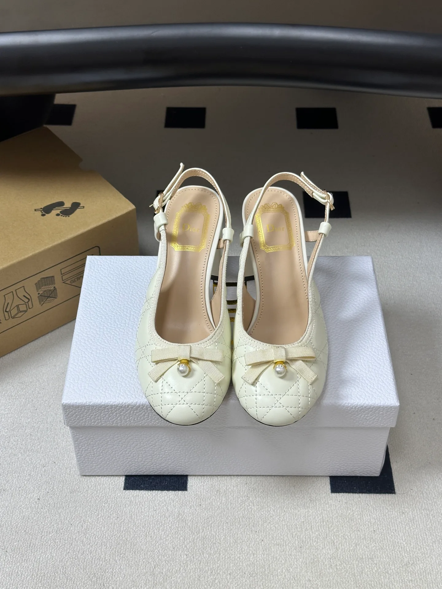 Босоножки Женские Christian Dior 17939288