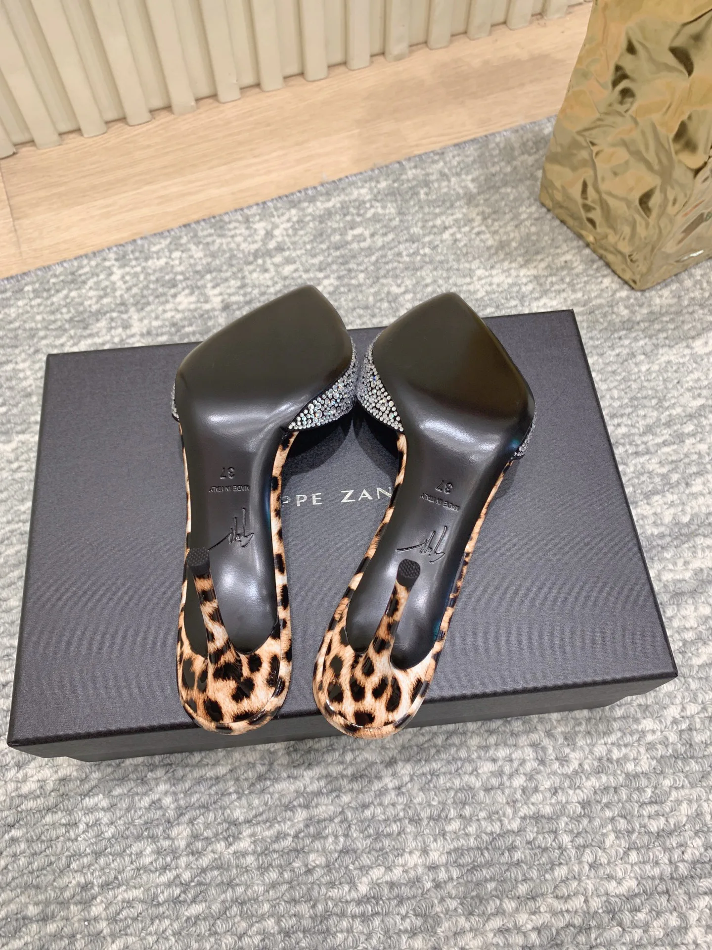 Туфли Женские Giuseppe Zanotti 12589535