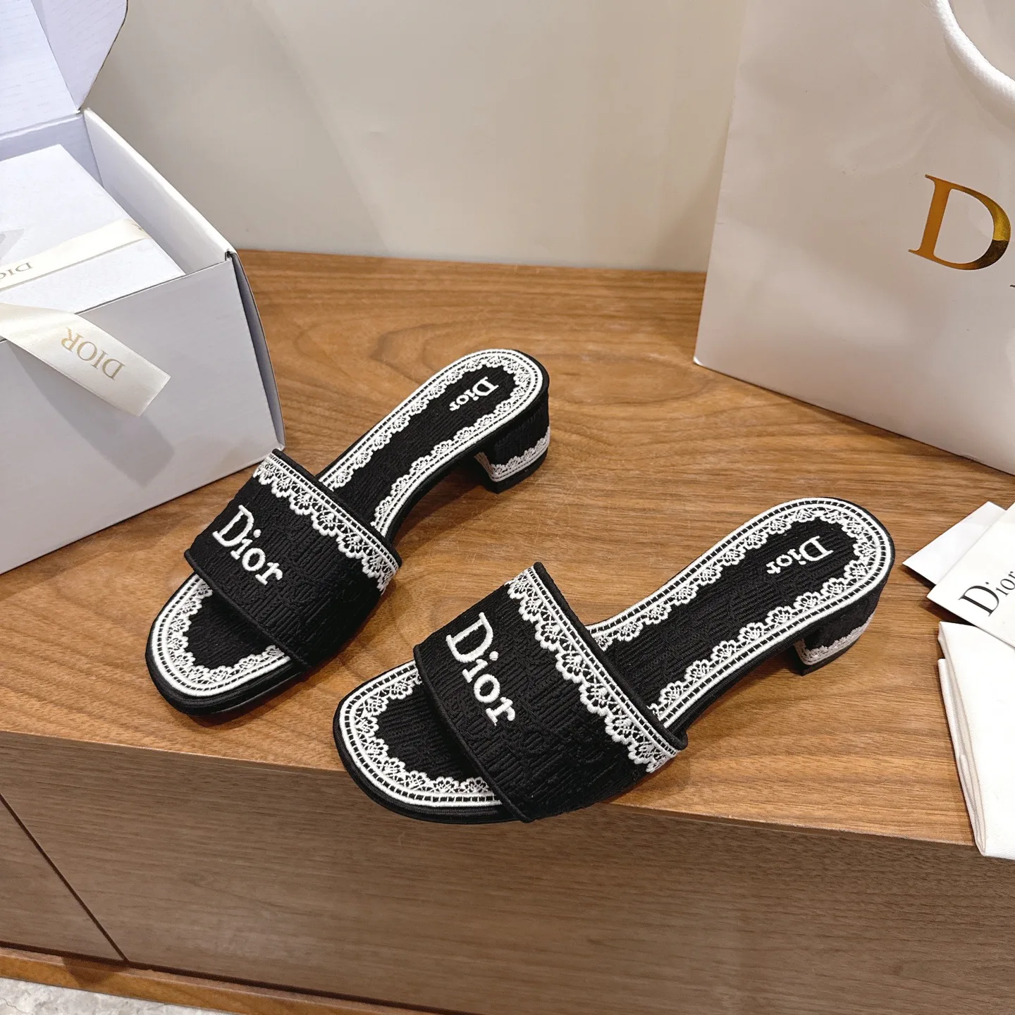 Босоножки Женские Christian Dior 1279936