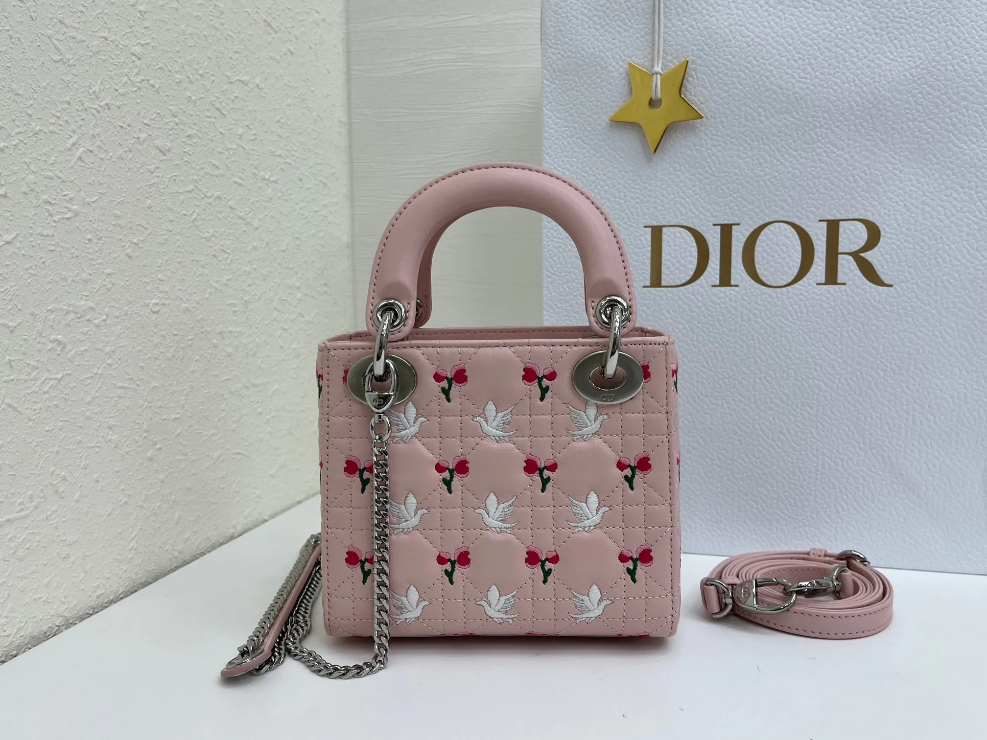 Классические Сумки Женские Christian Dior 17407064
