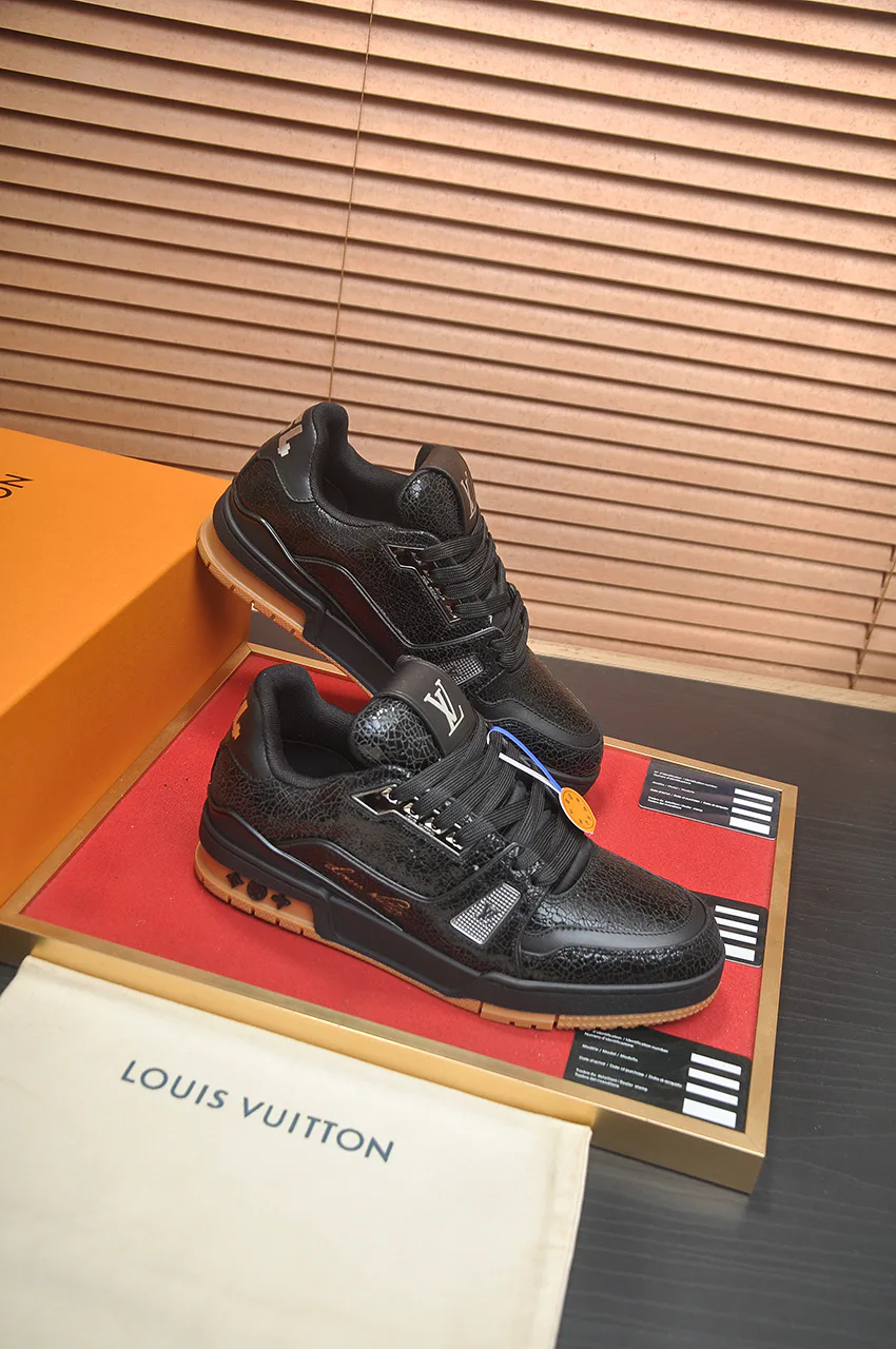 Кроссовки Женские Louis Vuitton 9848139
