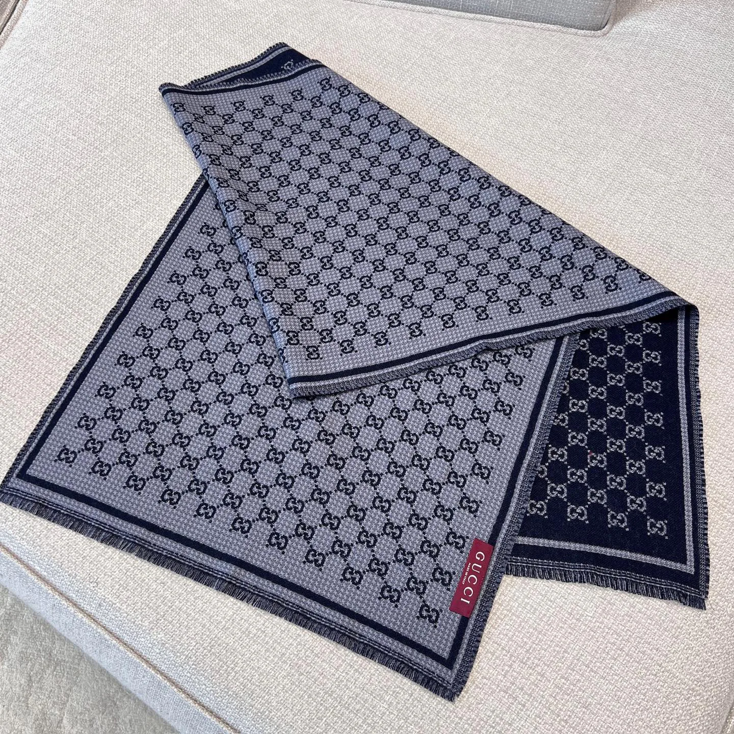 Шарфы Gucci 17992023