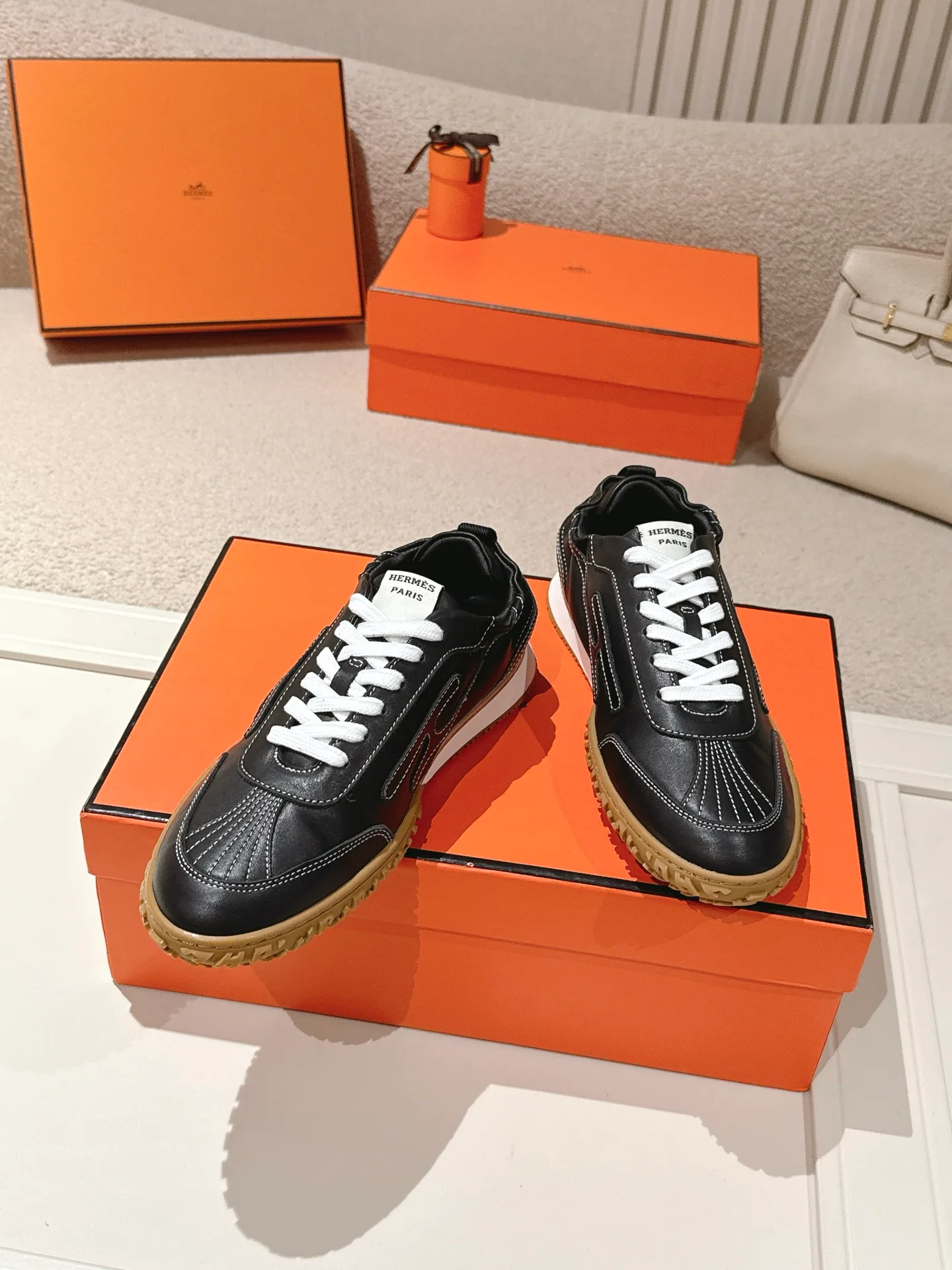 Кроссовки Женские Hermes 17429953