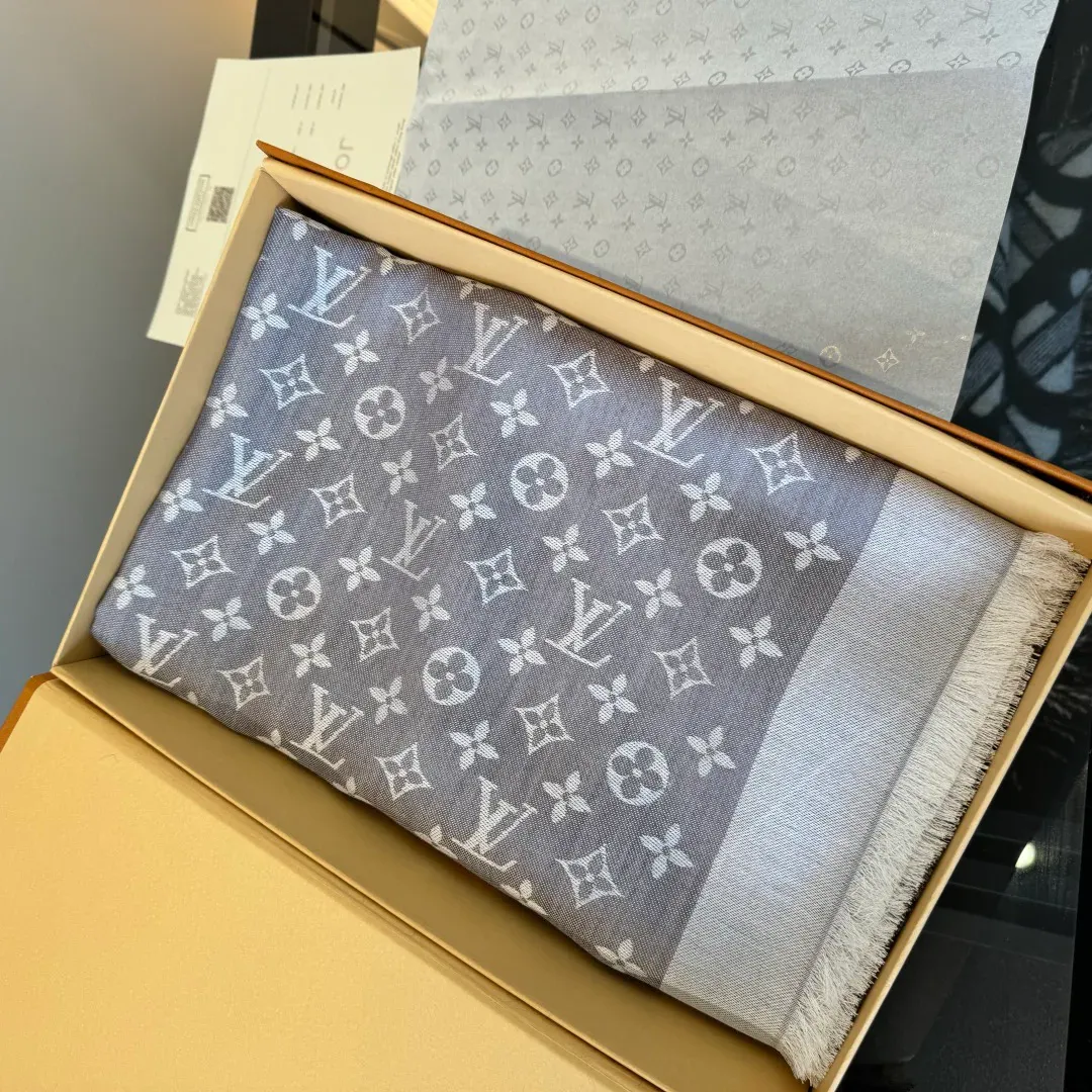 Шарфы Louis Vuitton 1303430
