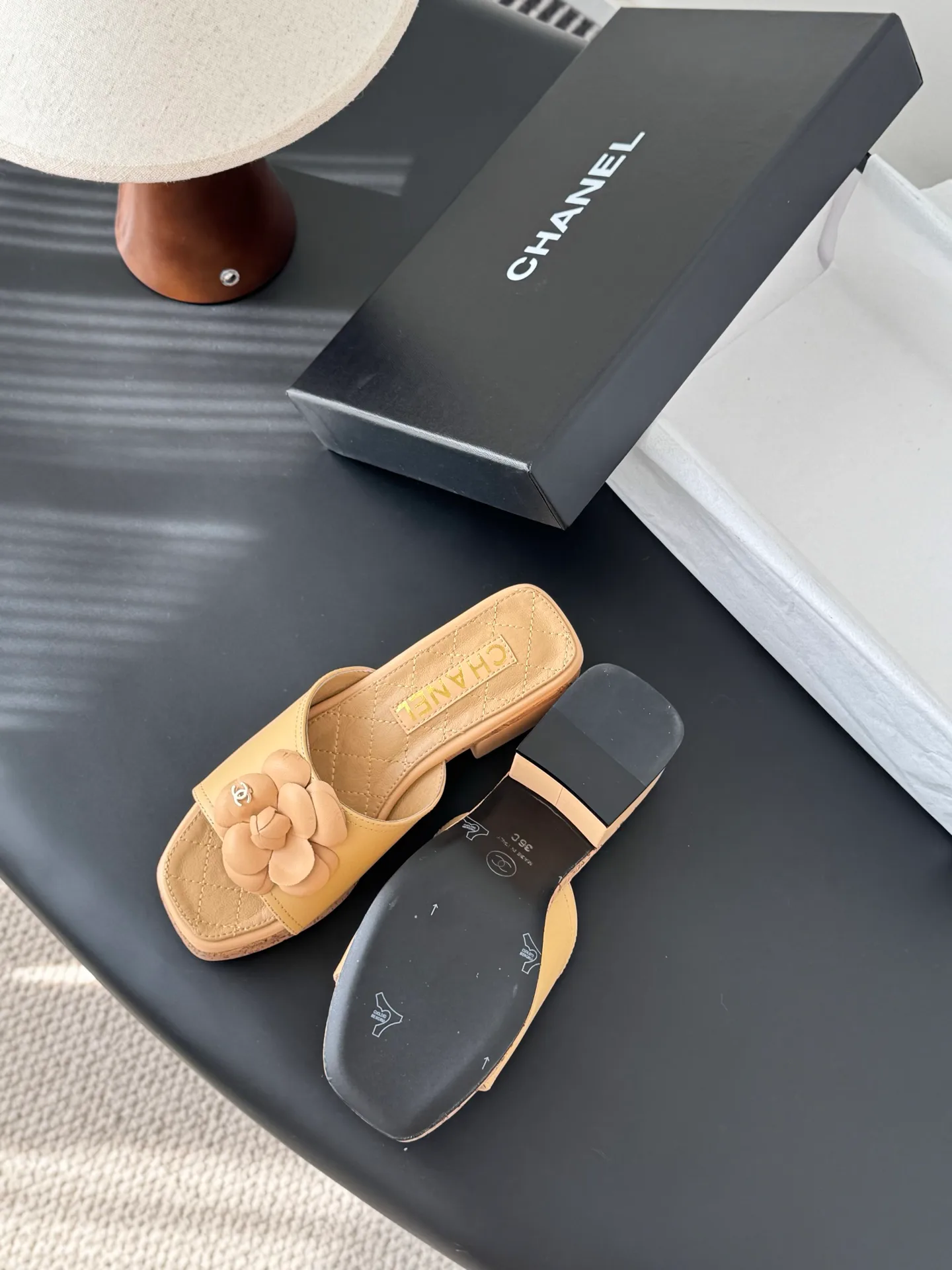 Босоножки Женские Chanel 10939140