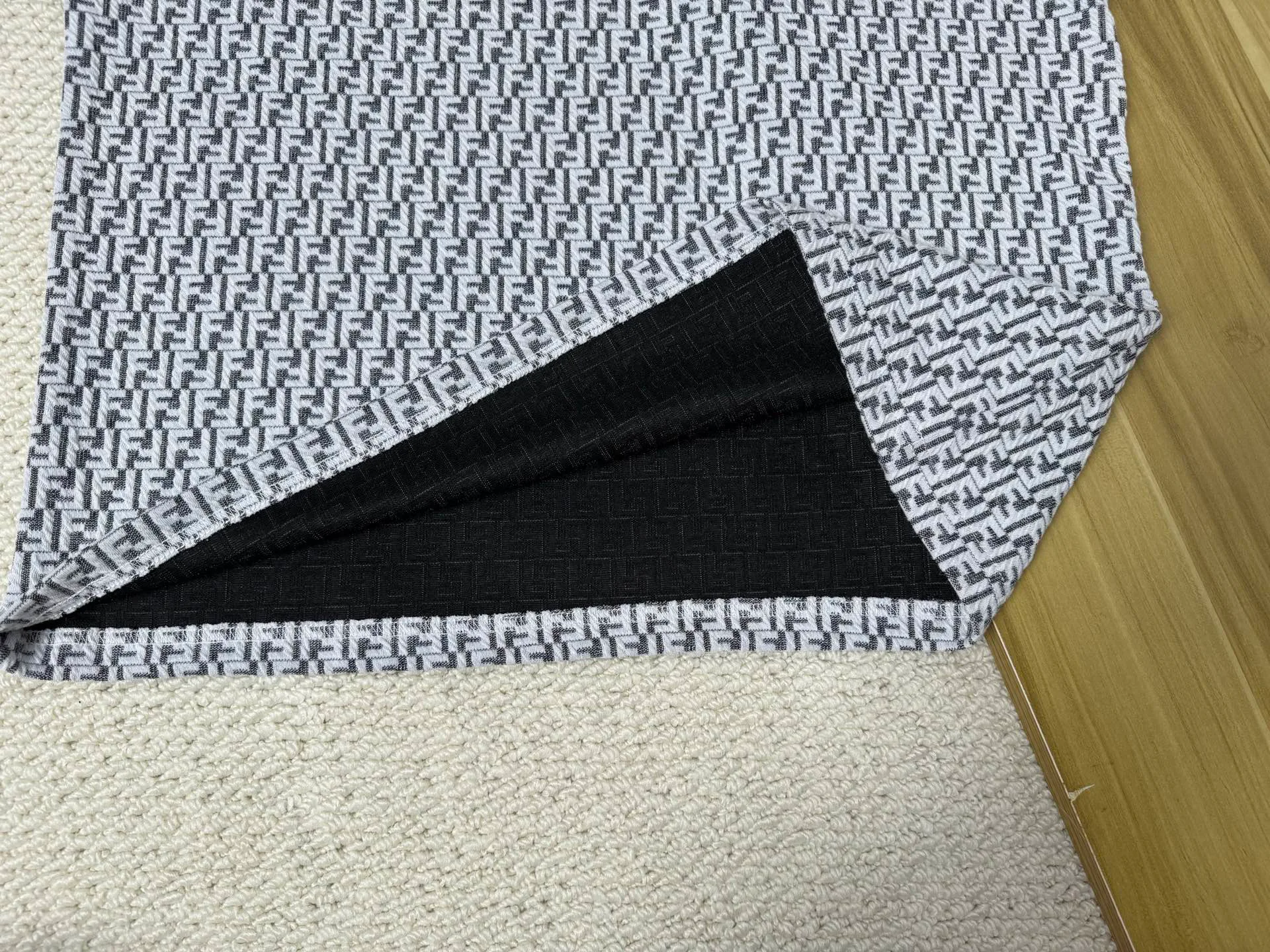 Футболки Женские Fendi 11531130