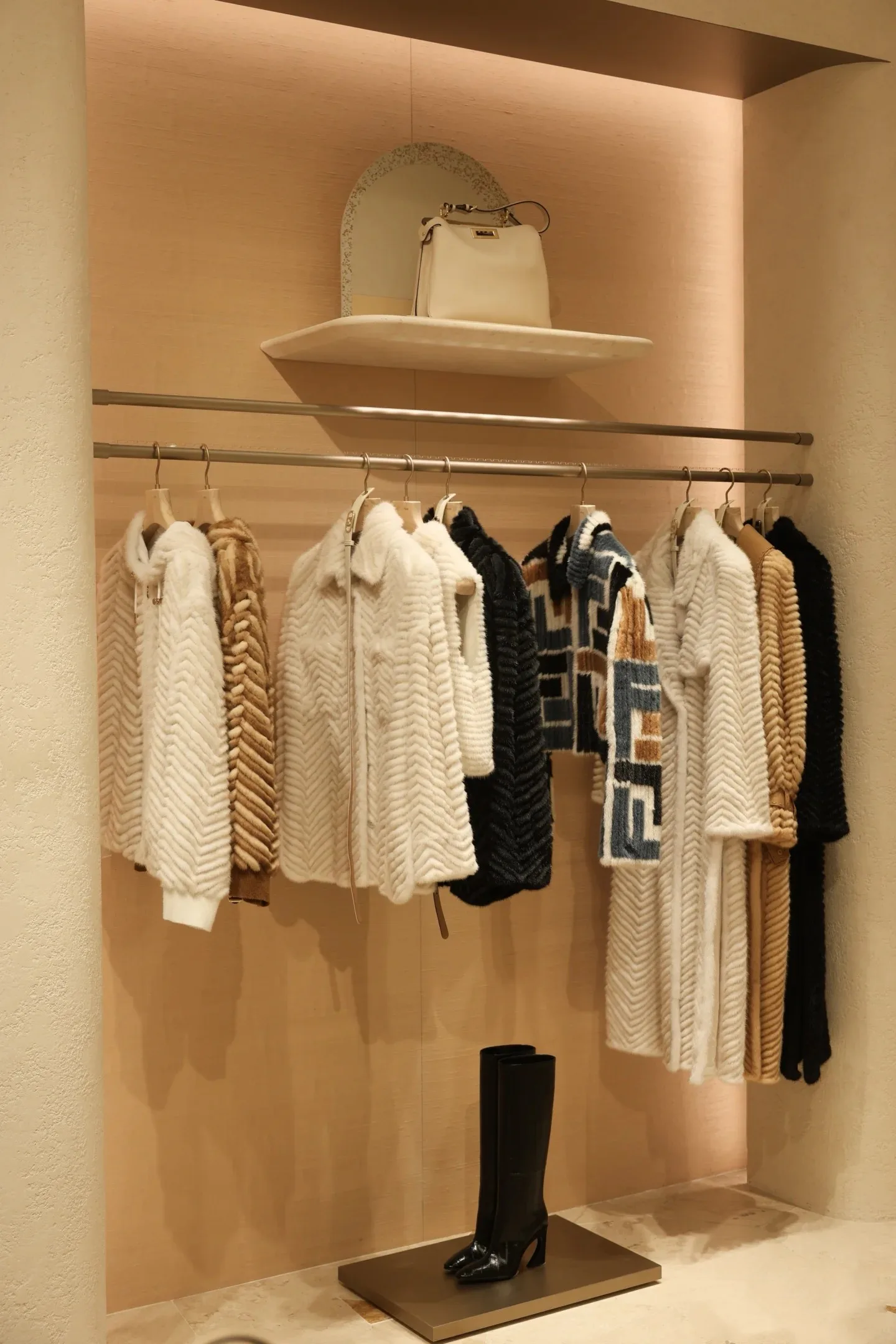 Шубы Женские Fendi 1635848