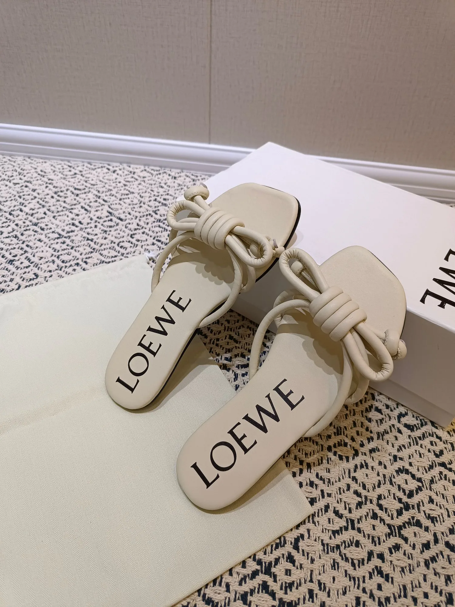 Сандалии Женские Loewe 11564277