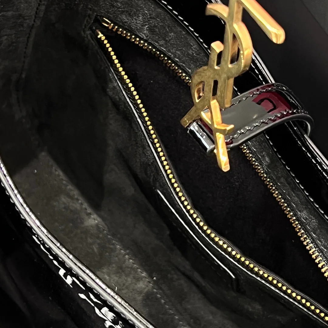 Сумки На Ремне Женские Saint Laurent 1140943