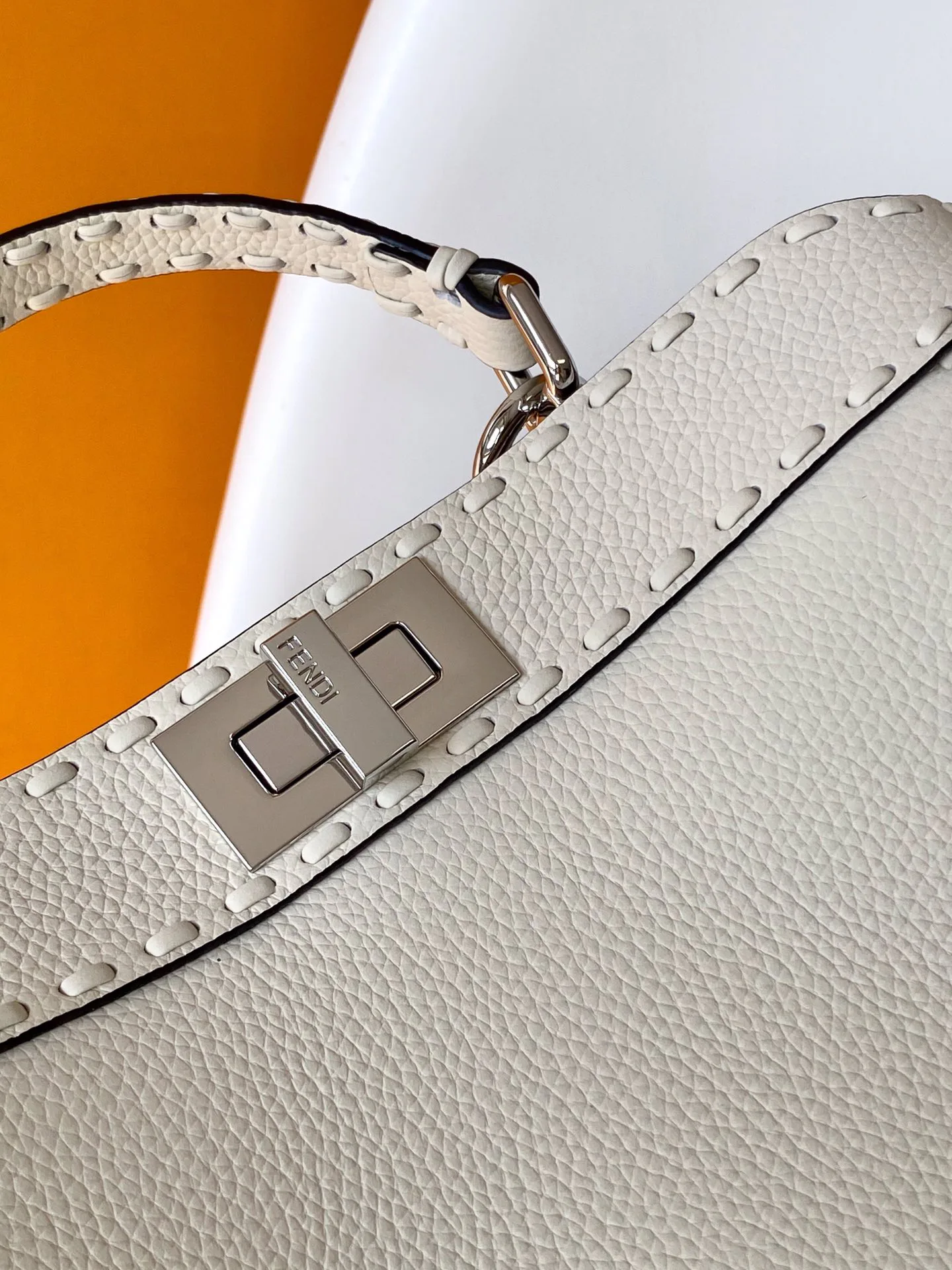 Классические Сумки Женские Fendi 11671437