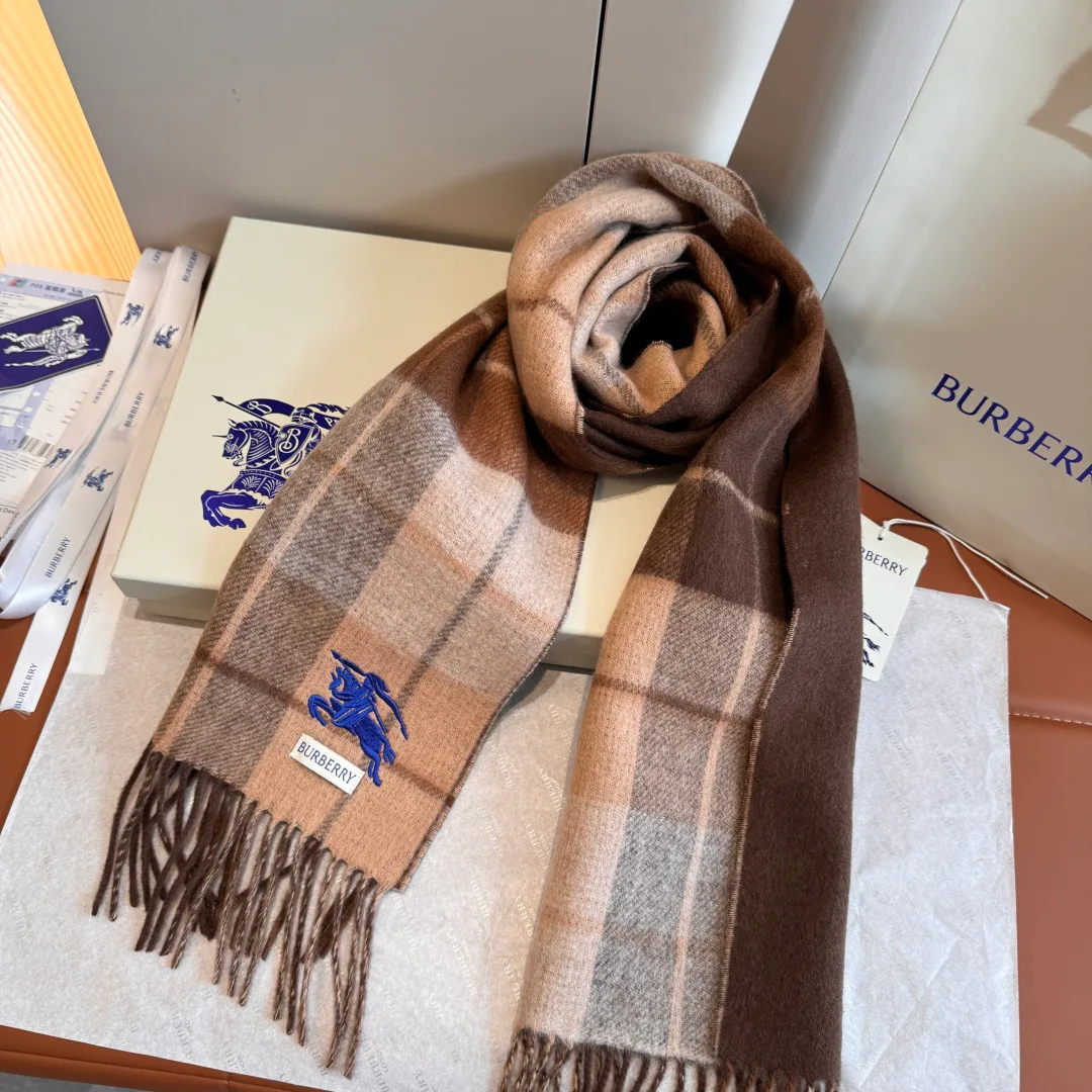 Шарфы Burberry 4549944