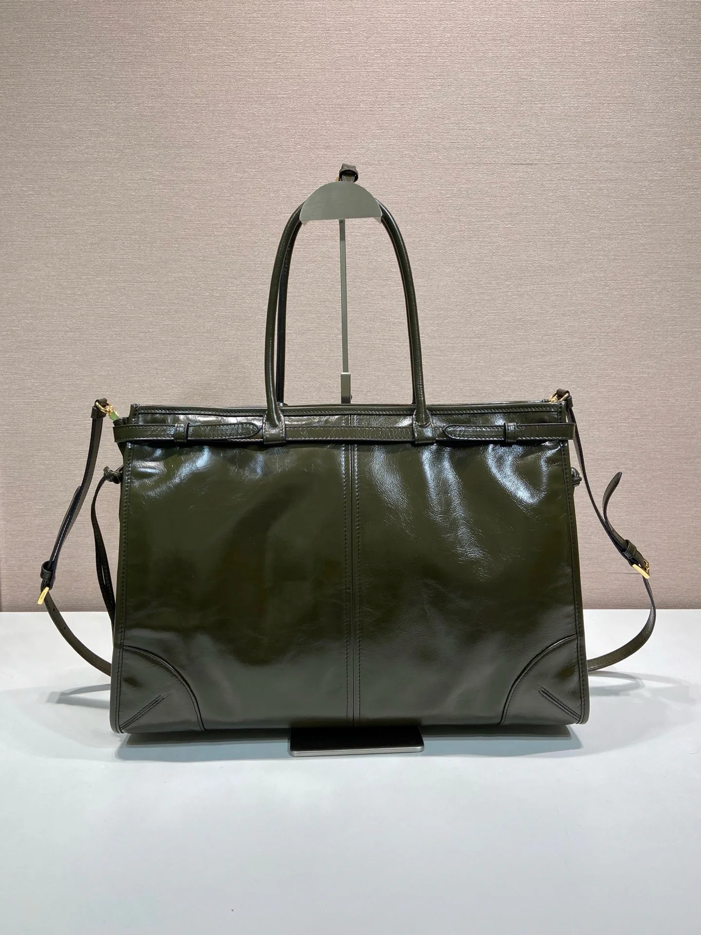 Классические Сумки Женские Prada 18184681