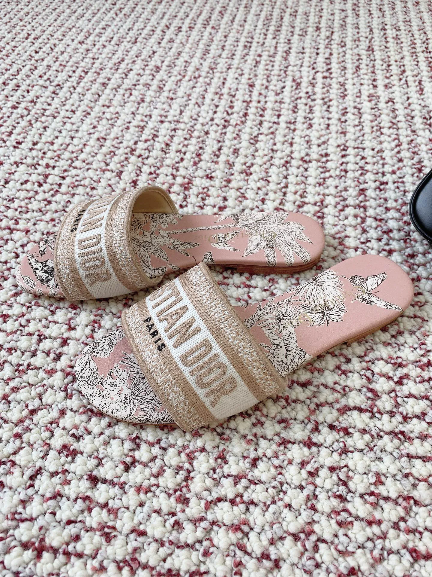 Шлепанцы Женские Christian Dior 13438298