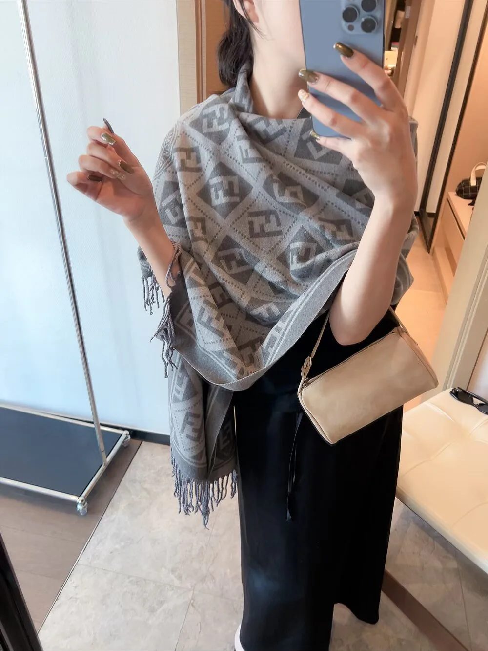 Шарфы Fendi 1242405