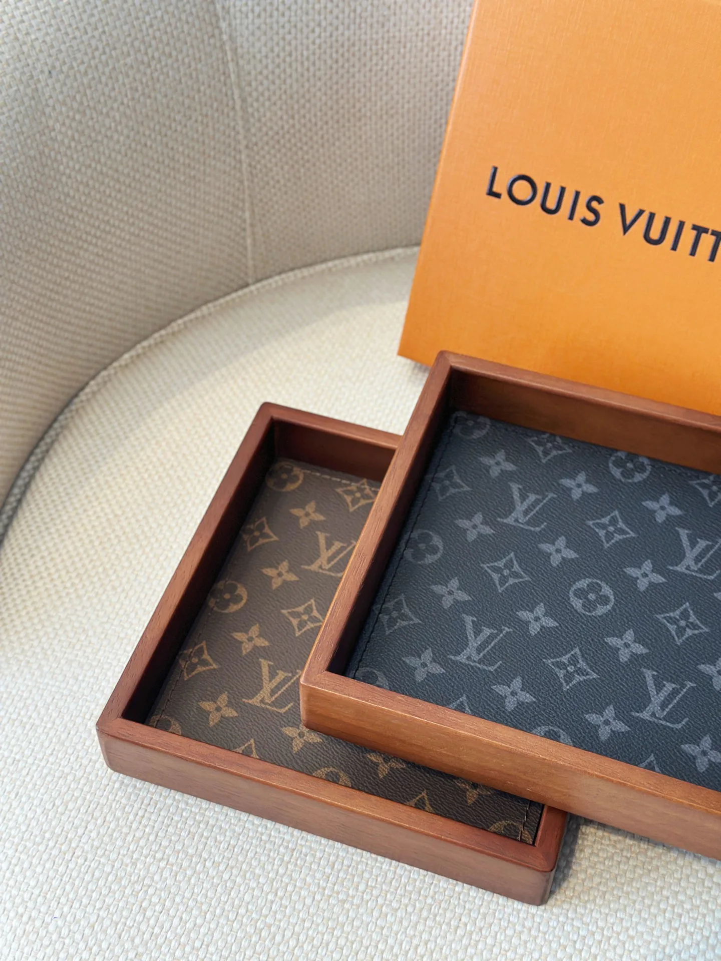 Посуда Louis Vuitton 11510288