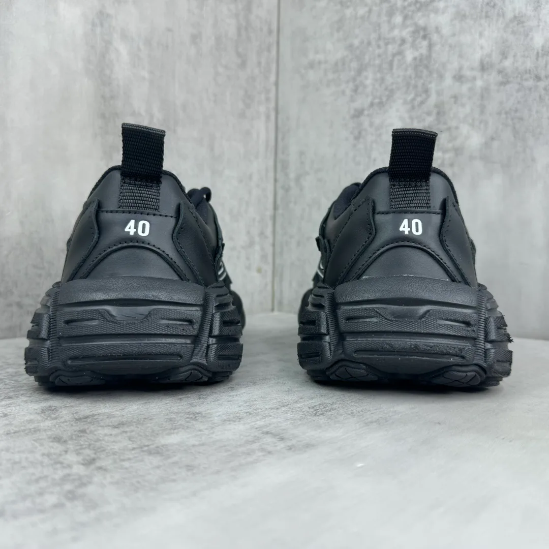 Кроссовки Женские Balenciaga 10240576